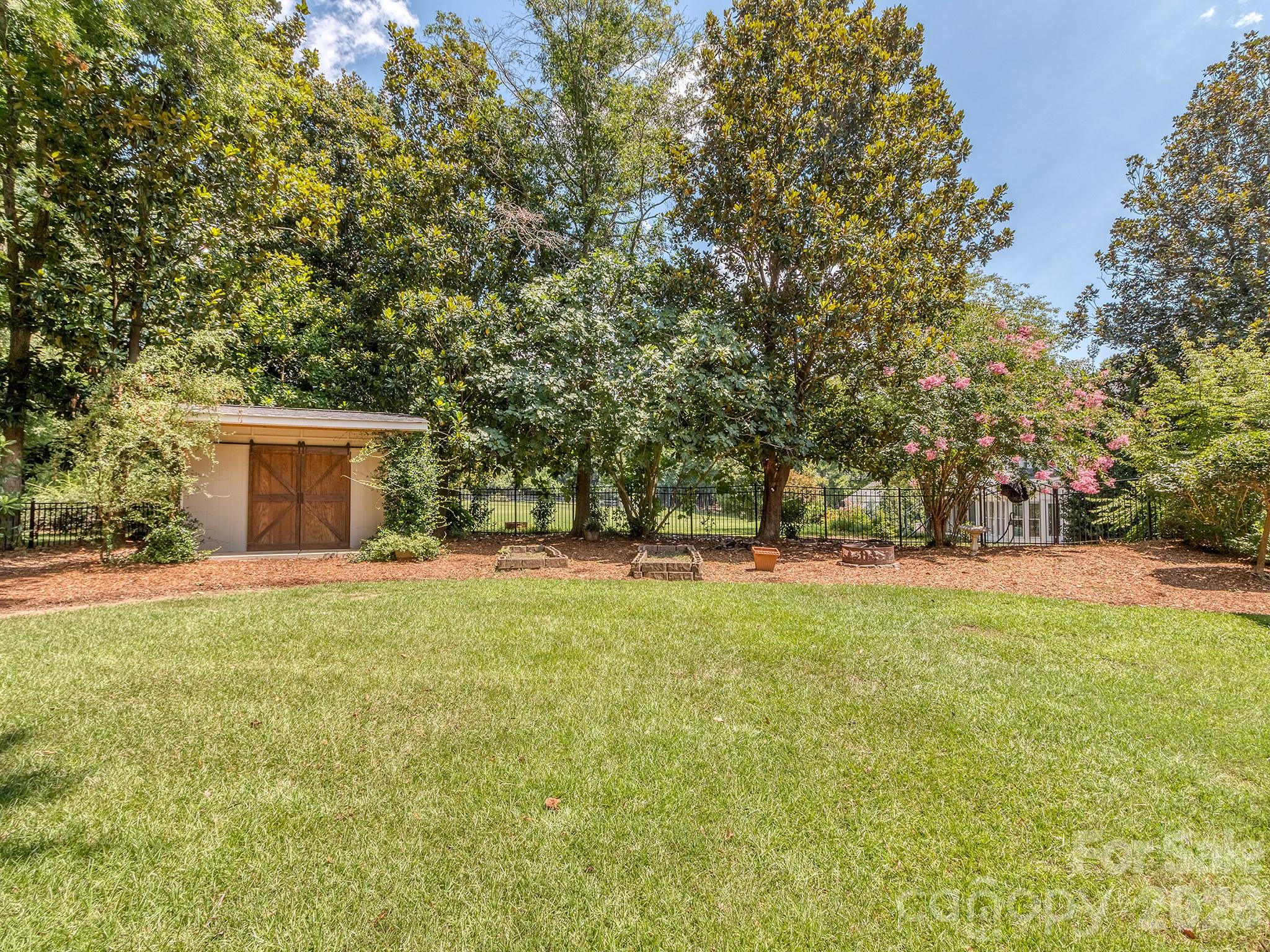 1733 White Pond Lane — Waxhaw
