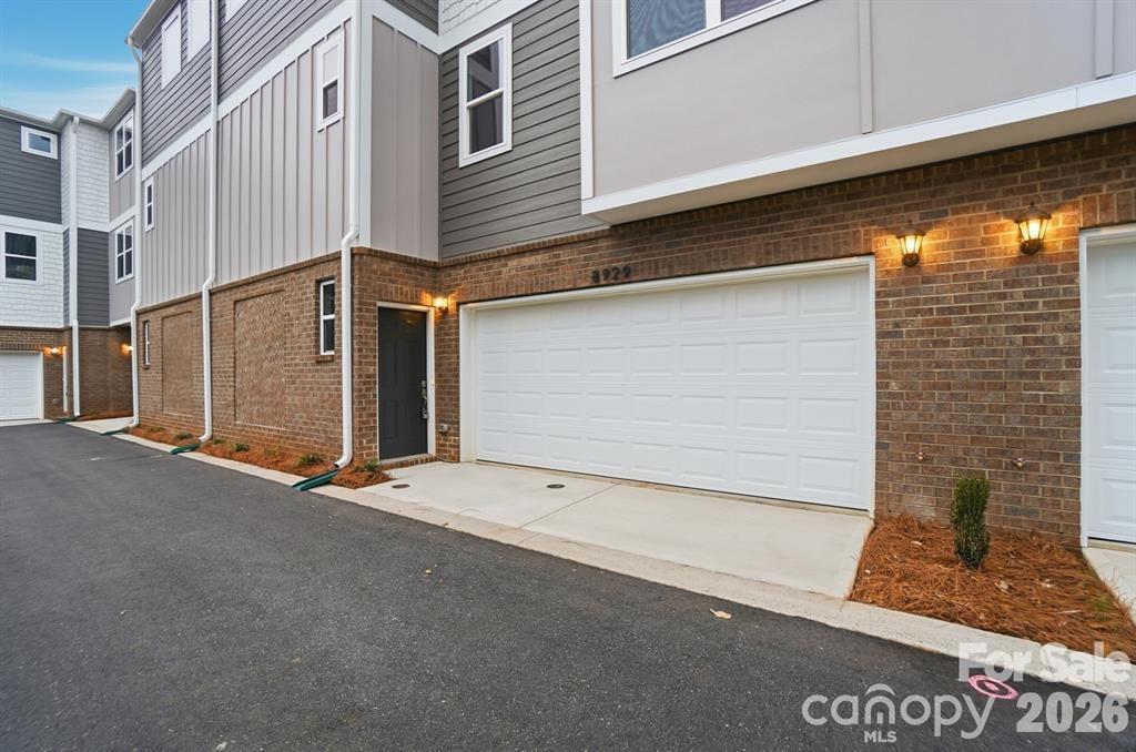 8929 Sharonbrook Drive — Charlotte