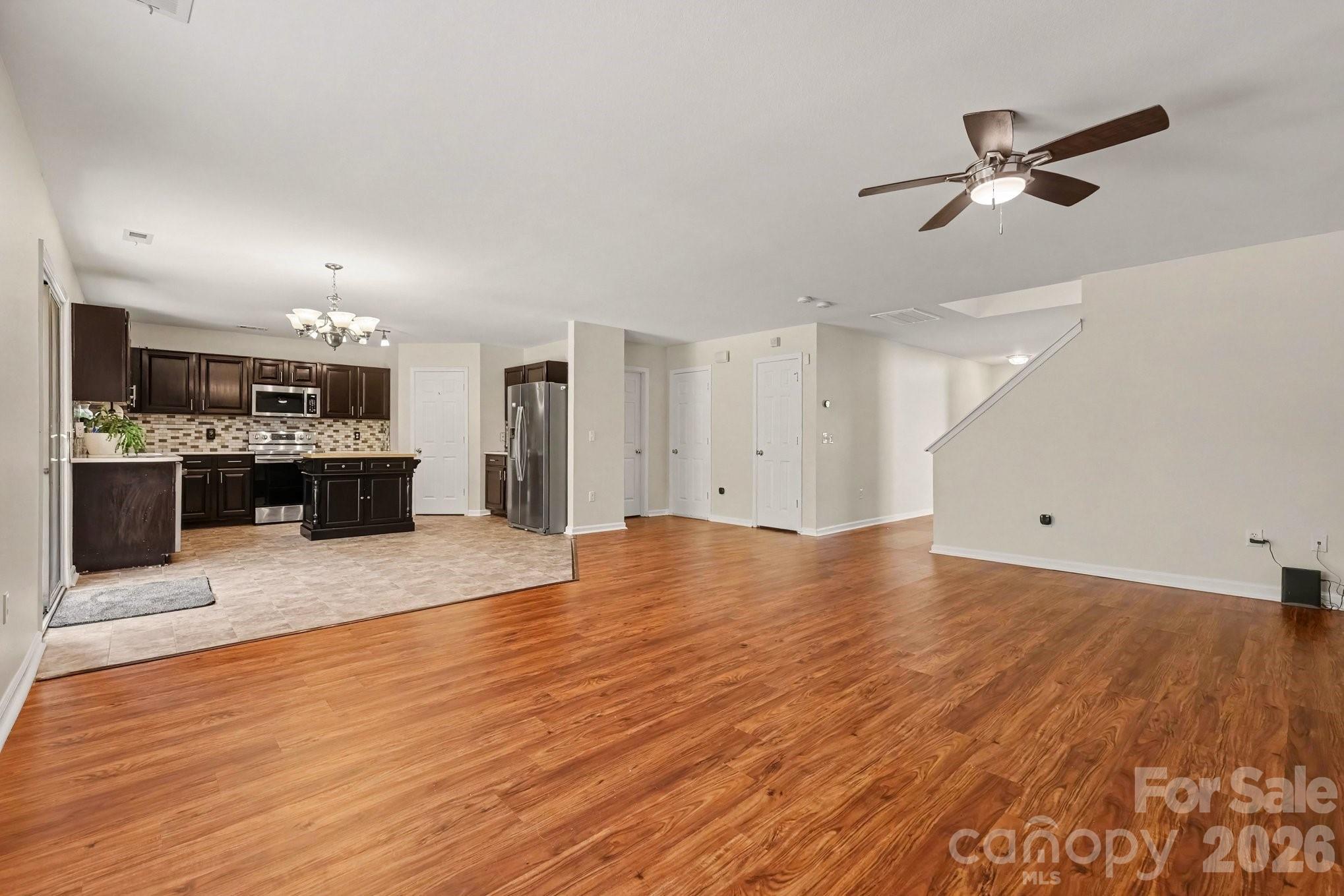 10912 Thousand Oaks Drive — Huntersville