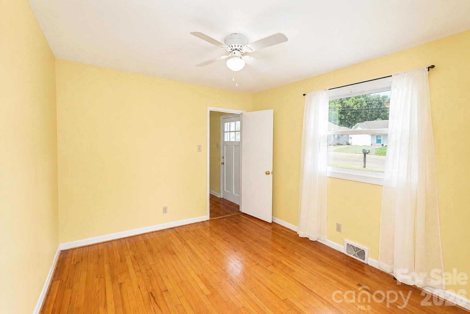 232 Hartness Road — Statesville