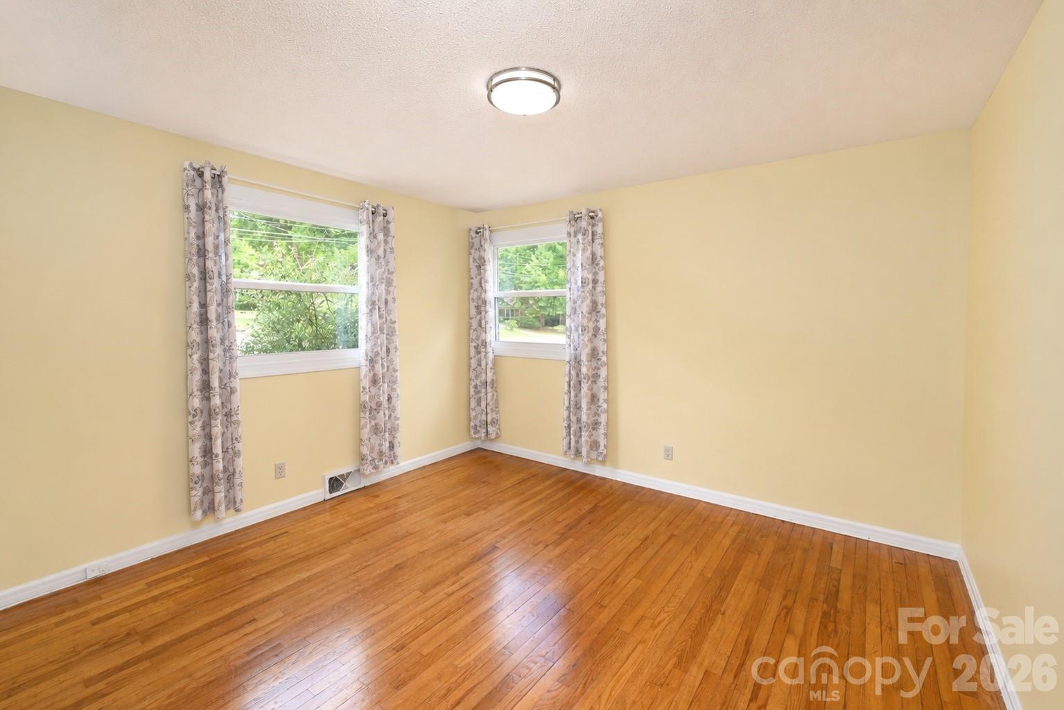 232 Hartness Road — Statesville