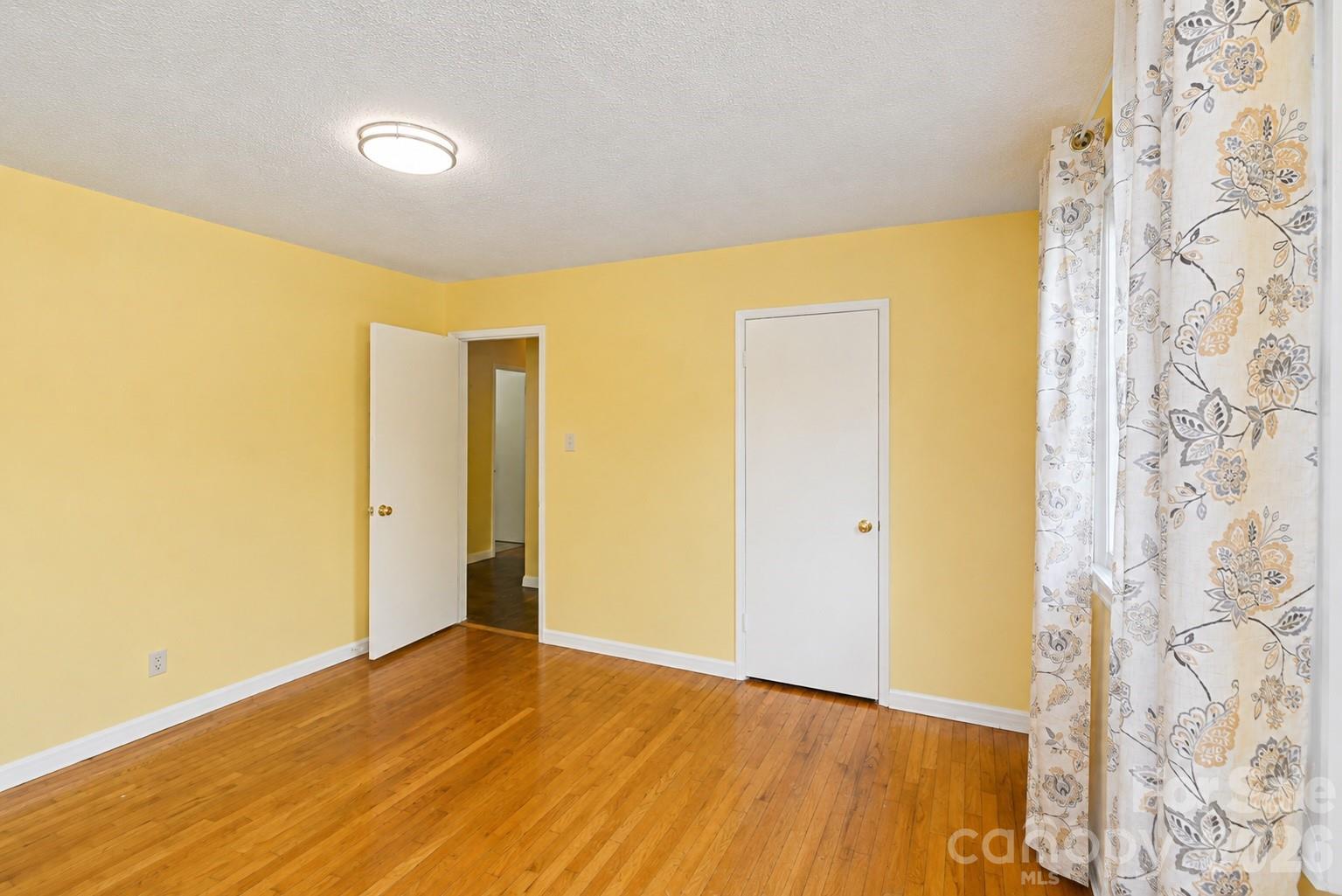 232 Hartness Road — Statesville