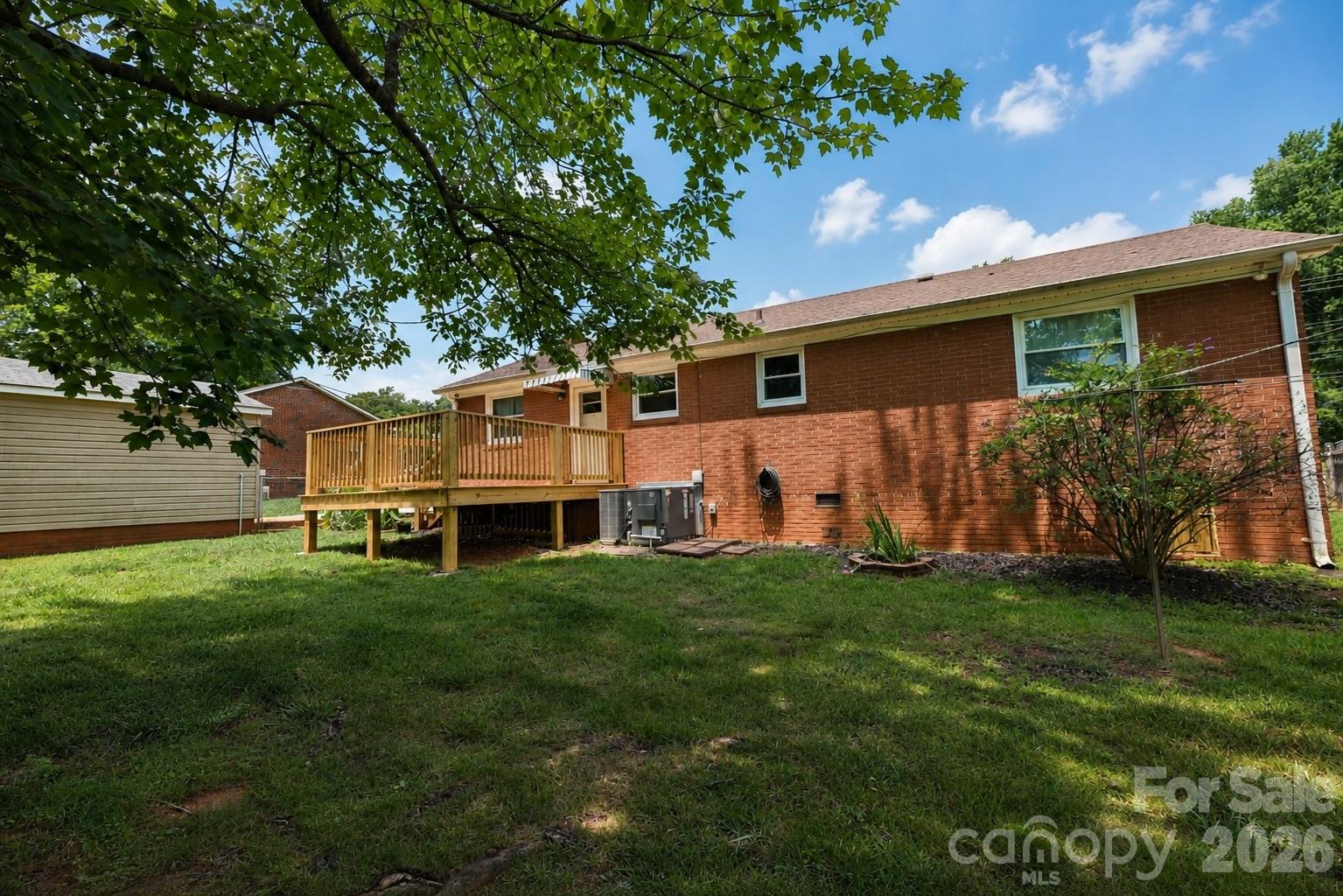 232 Hartness Road — Statesville