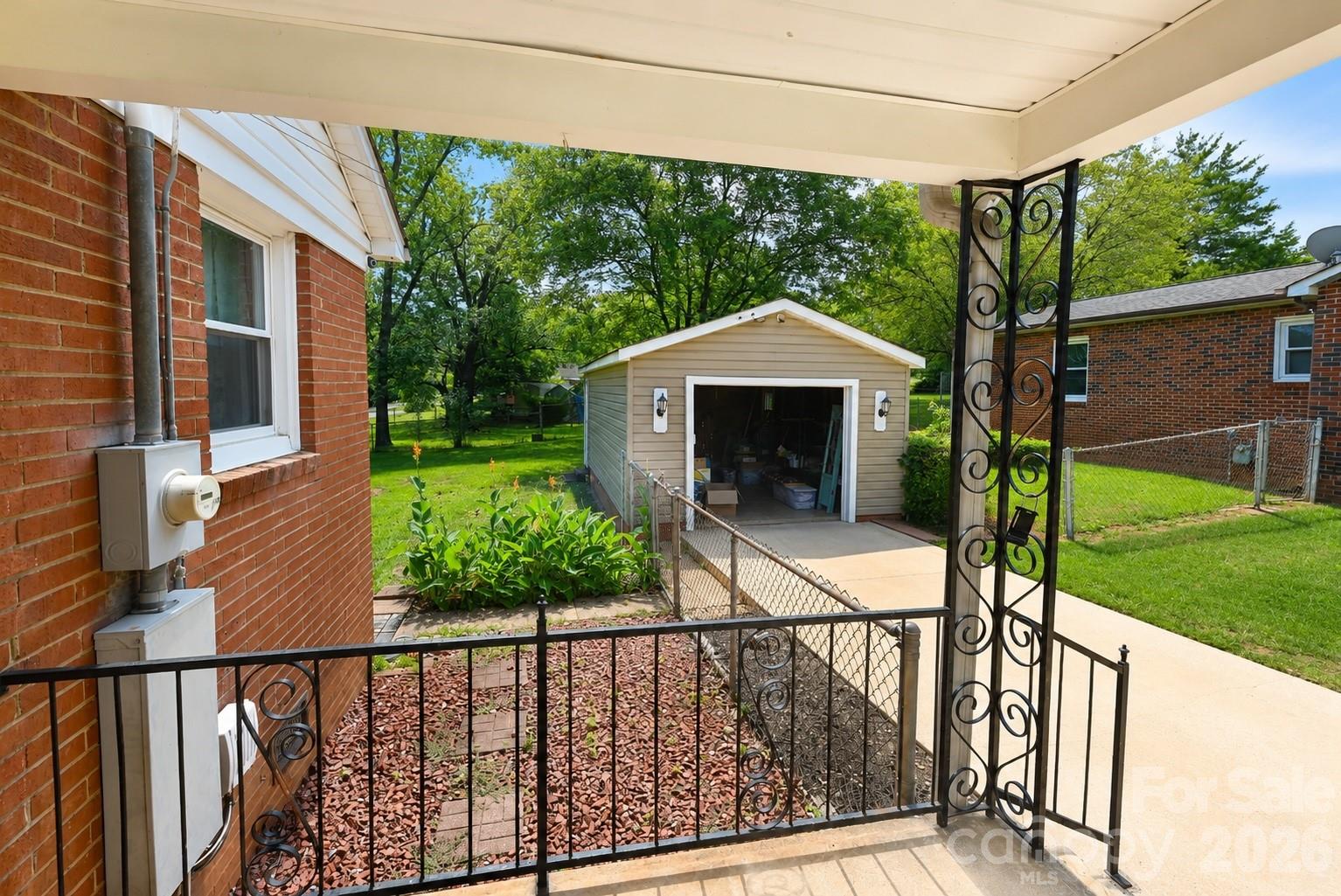 232 Hartness Road — Statesville