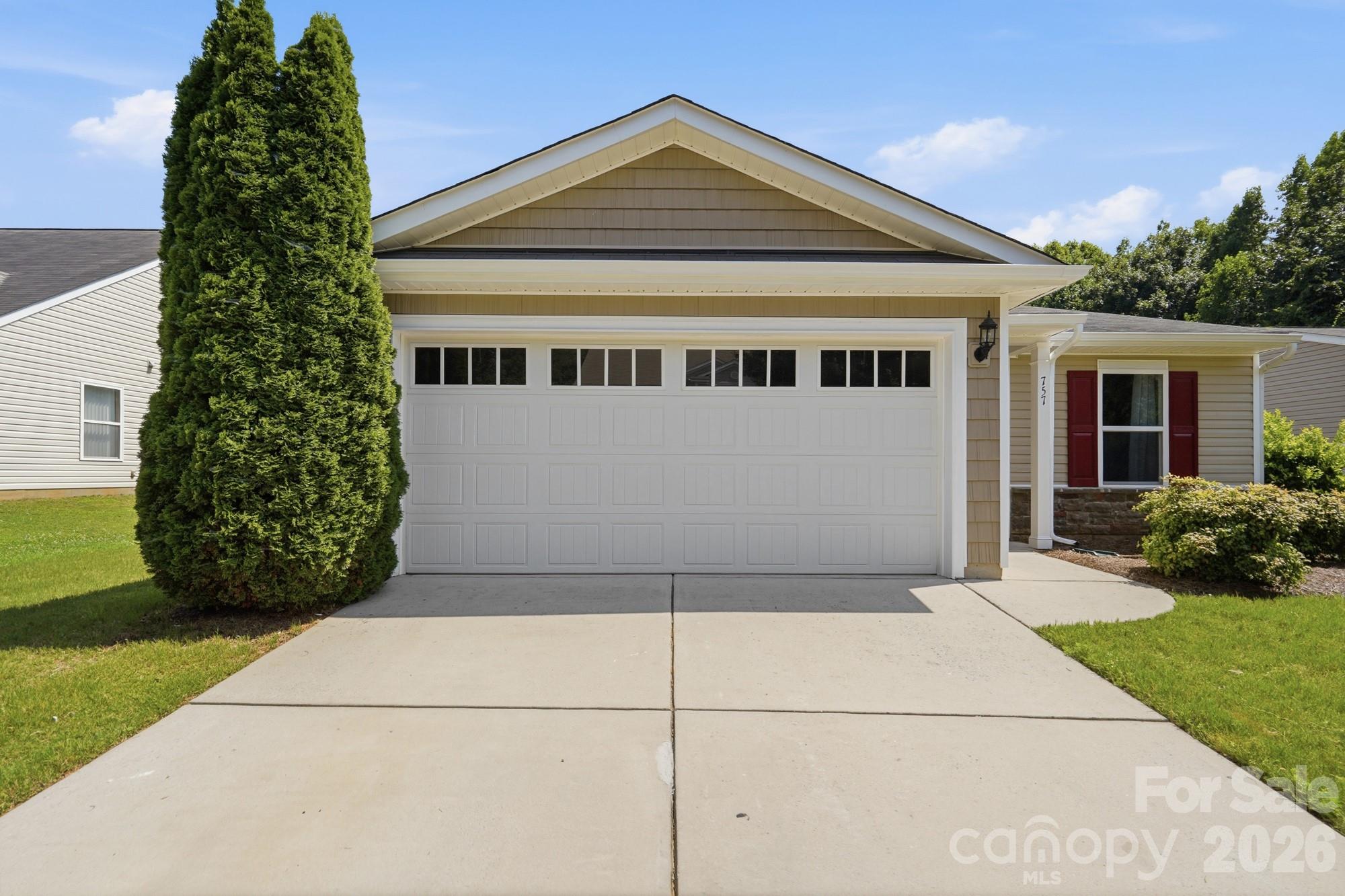 757 Willow Creek Drive — Gastonia