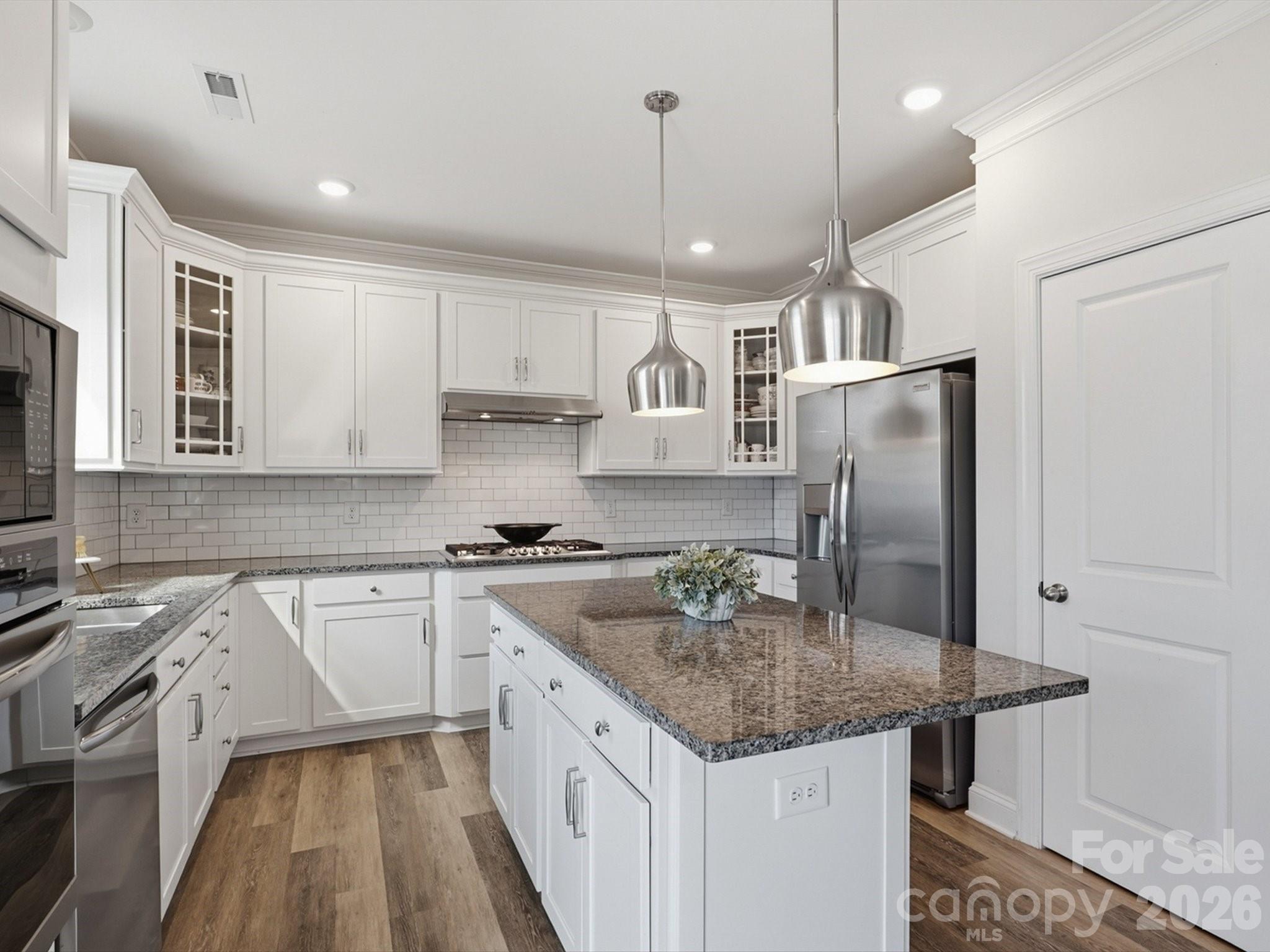 7122 Astella Way — Lancaster