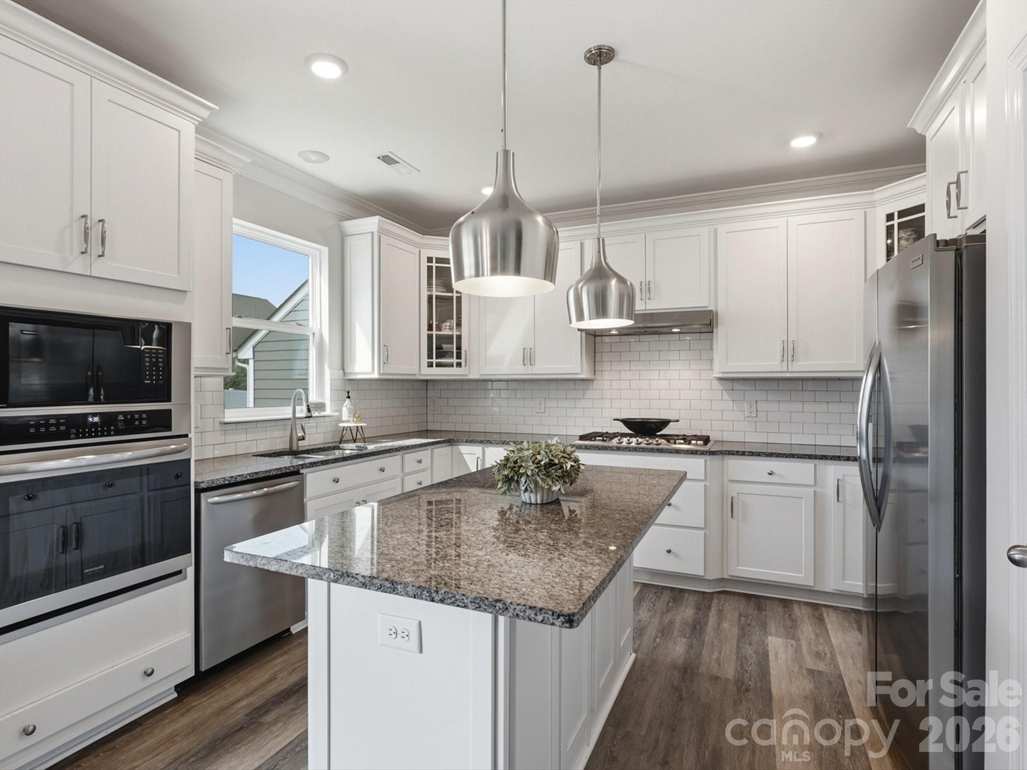 7122 Astella Way — Lancaster
