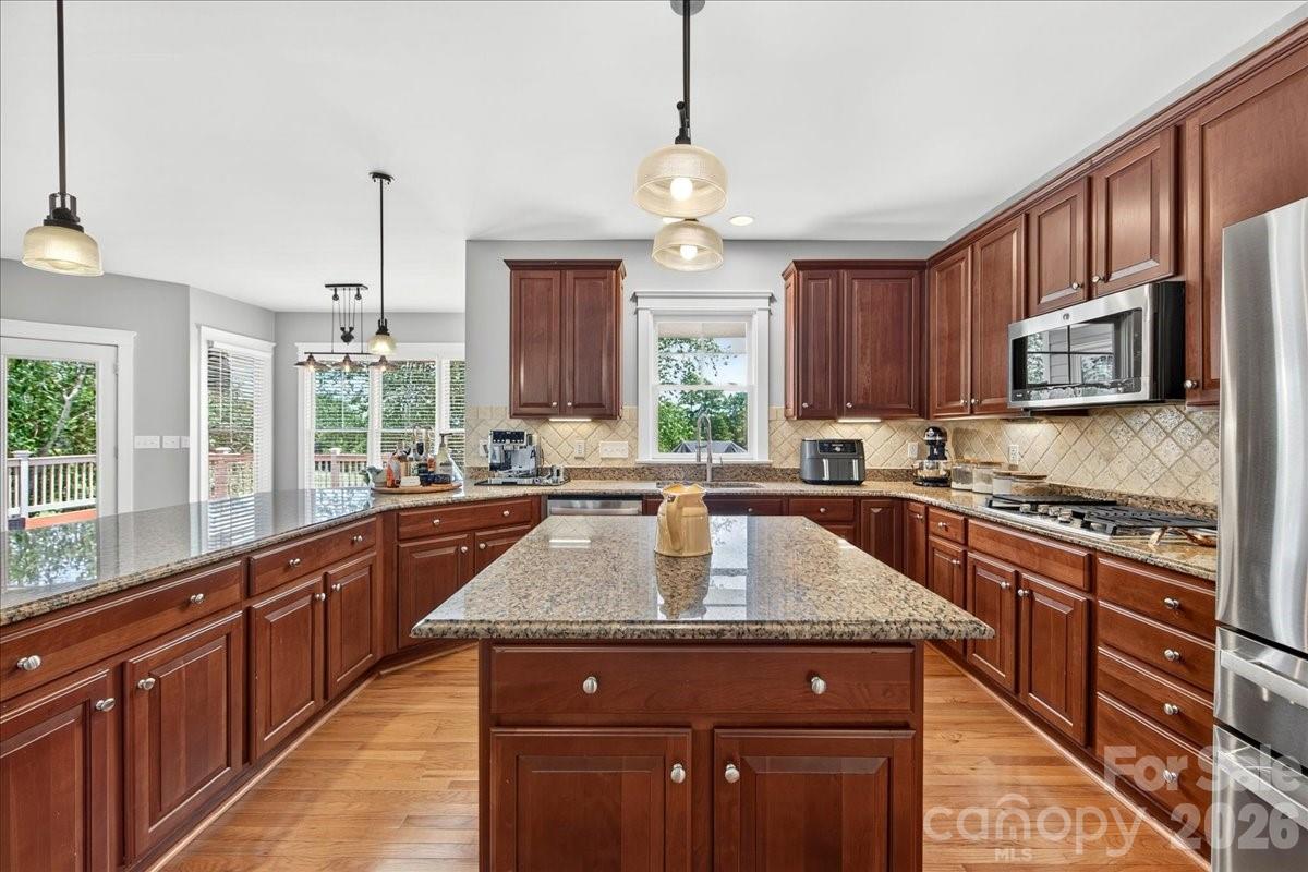 15054 Northgreen Drive — Huntersville