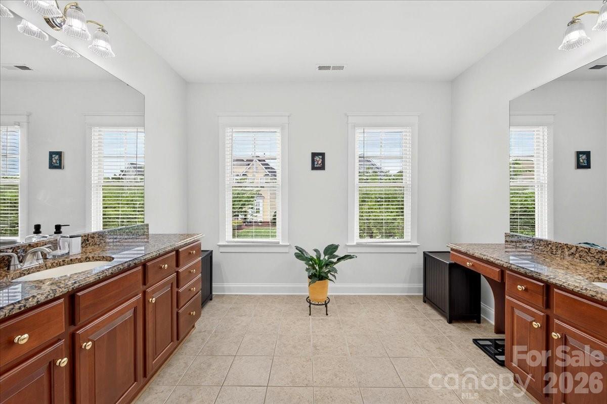 15054 Northgreen Drive — Huntersville