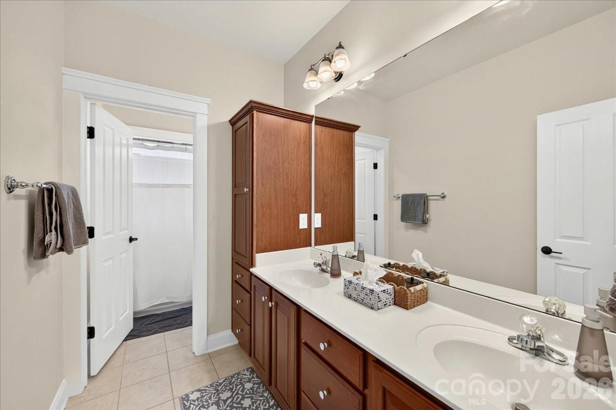 15054 Northgreen Drive — Huntersville