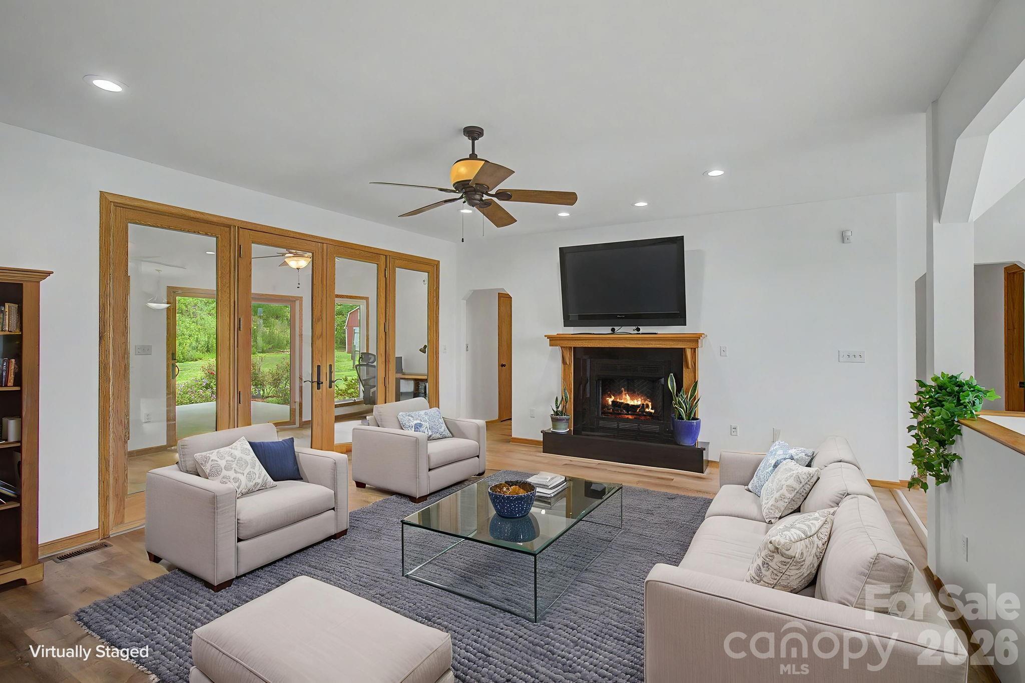 340 Earlys Mountain Road — Leicester
