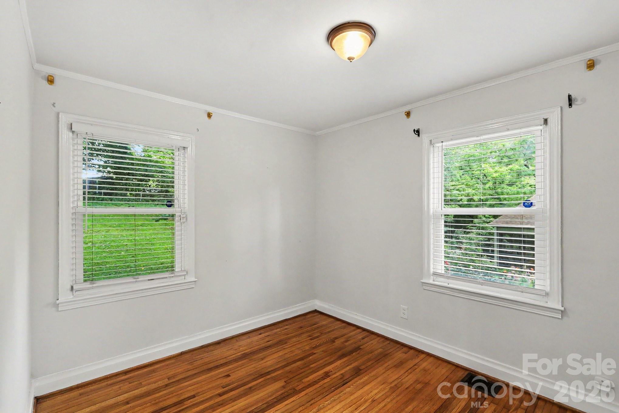 1819 Arnold Drive — Charlotte