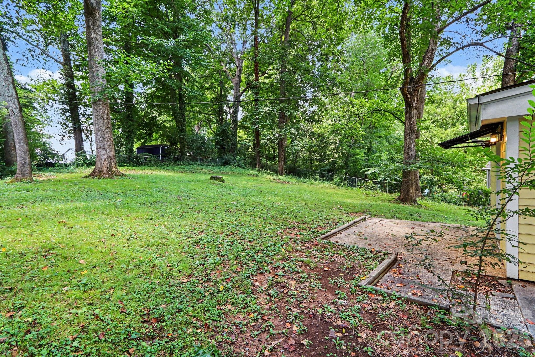 1819 Arnold Drive — Charlotte