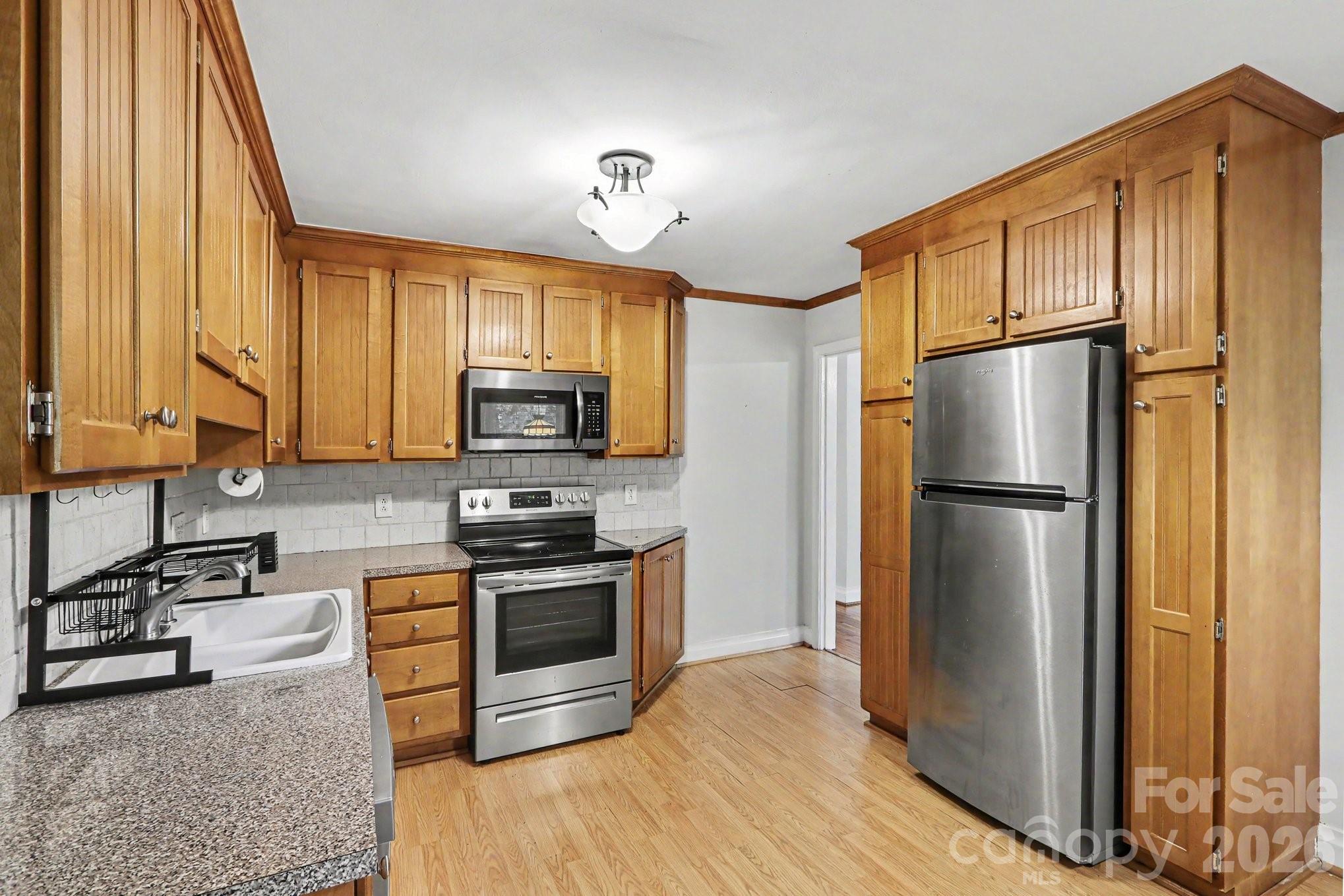 1819 Arnold Drive — Charlotte