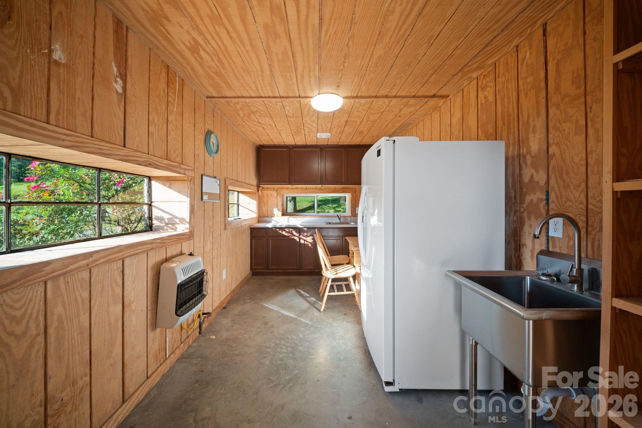 1372 & 1370 Barnardsville Highway — Barnardsville
