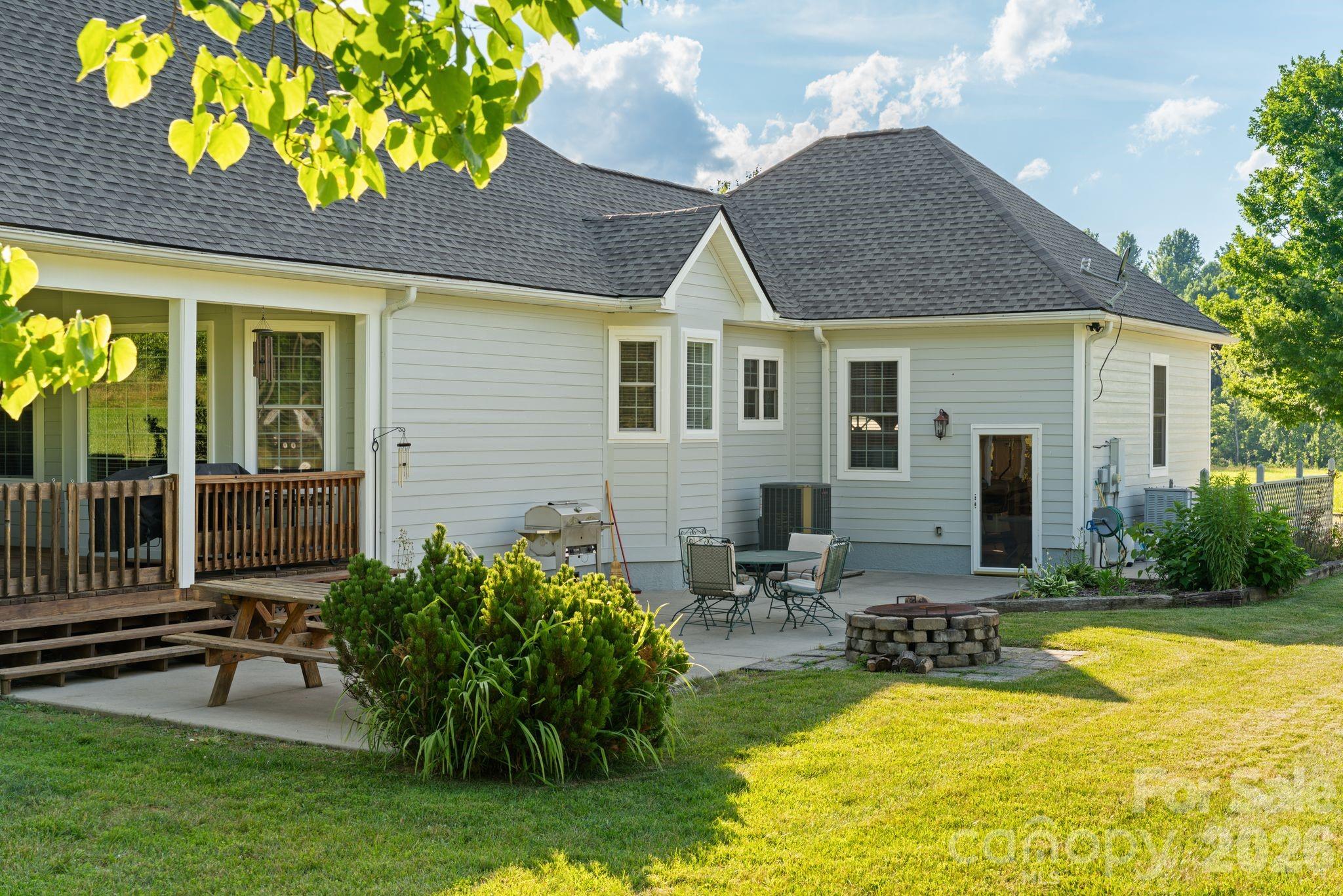 1372 & 1370 Barnardsville Highway — Barnardsville