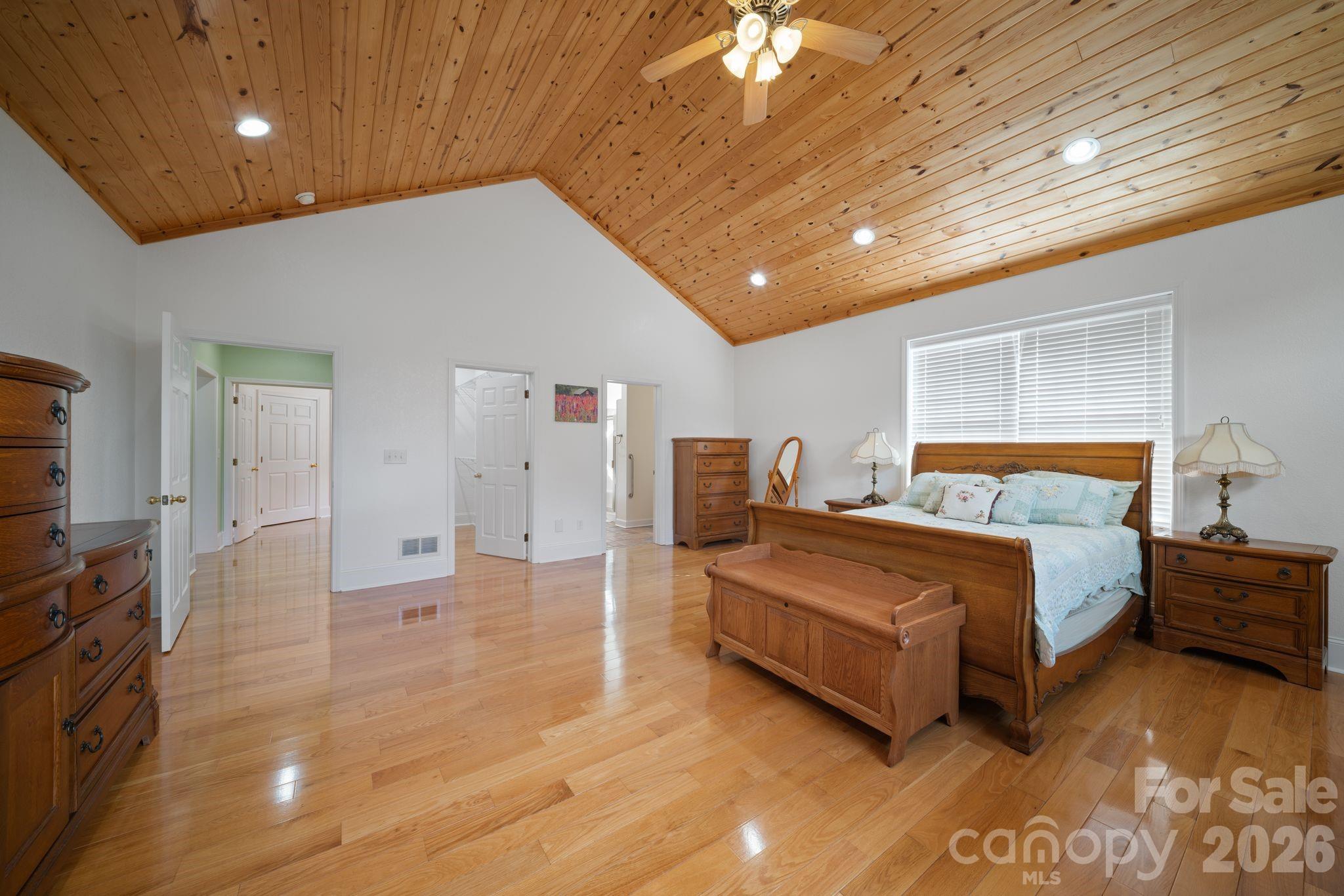 1372 & 1370 Barnardsville Highway — Barnardsville