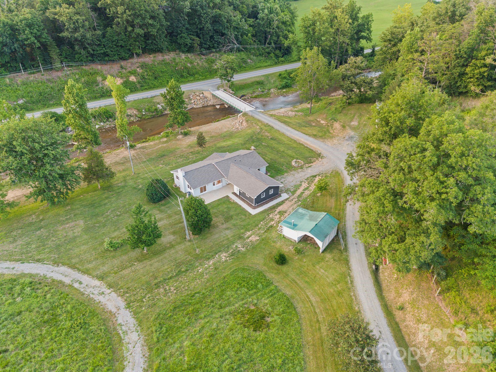 1372 & 1370 Barnardsville Highway — Barnardsville