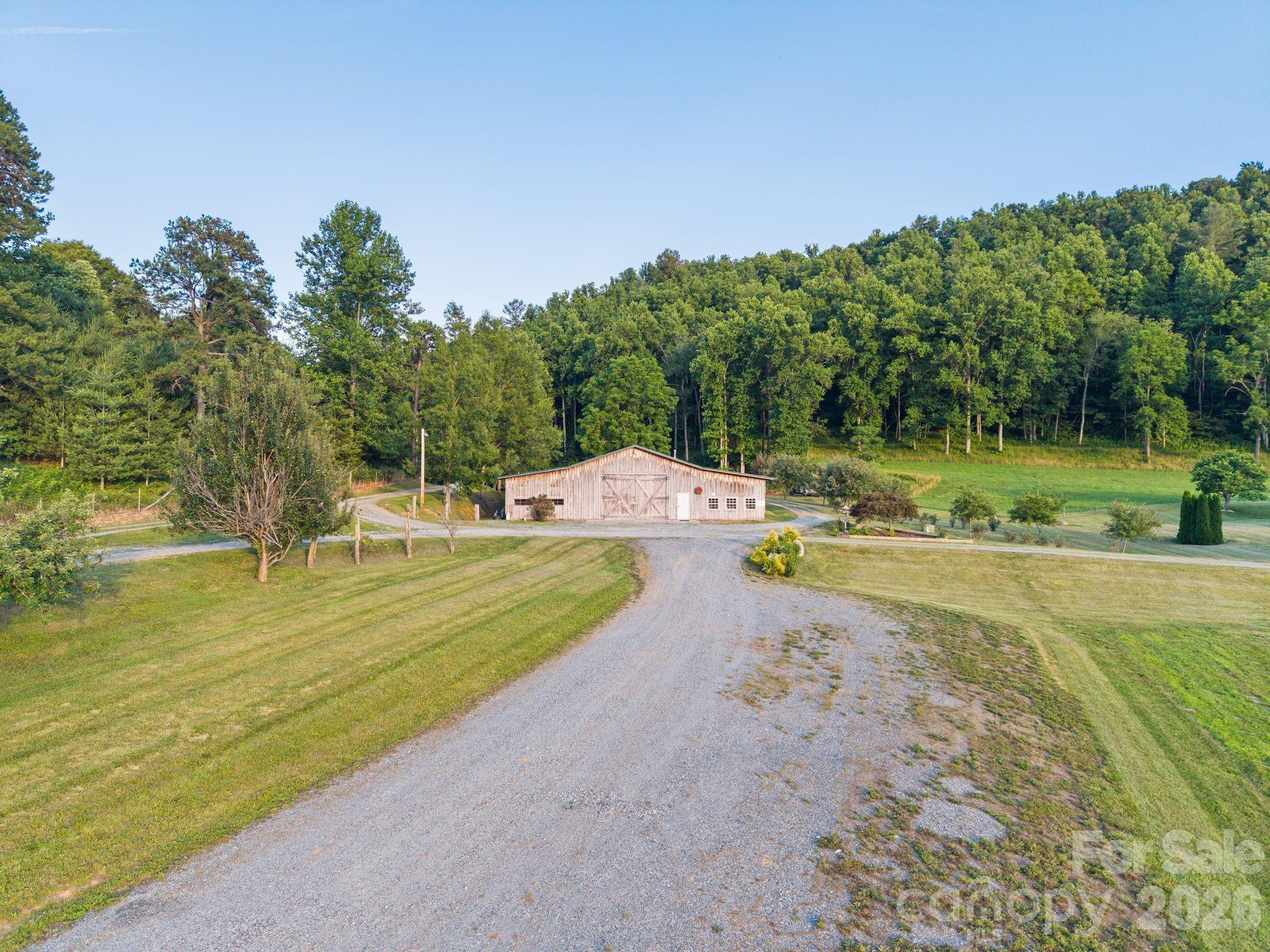 1372 & 1370 Barnardsville Highway — Barnardsville