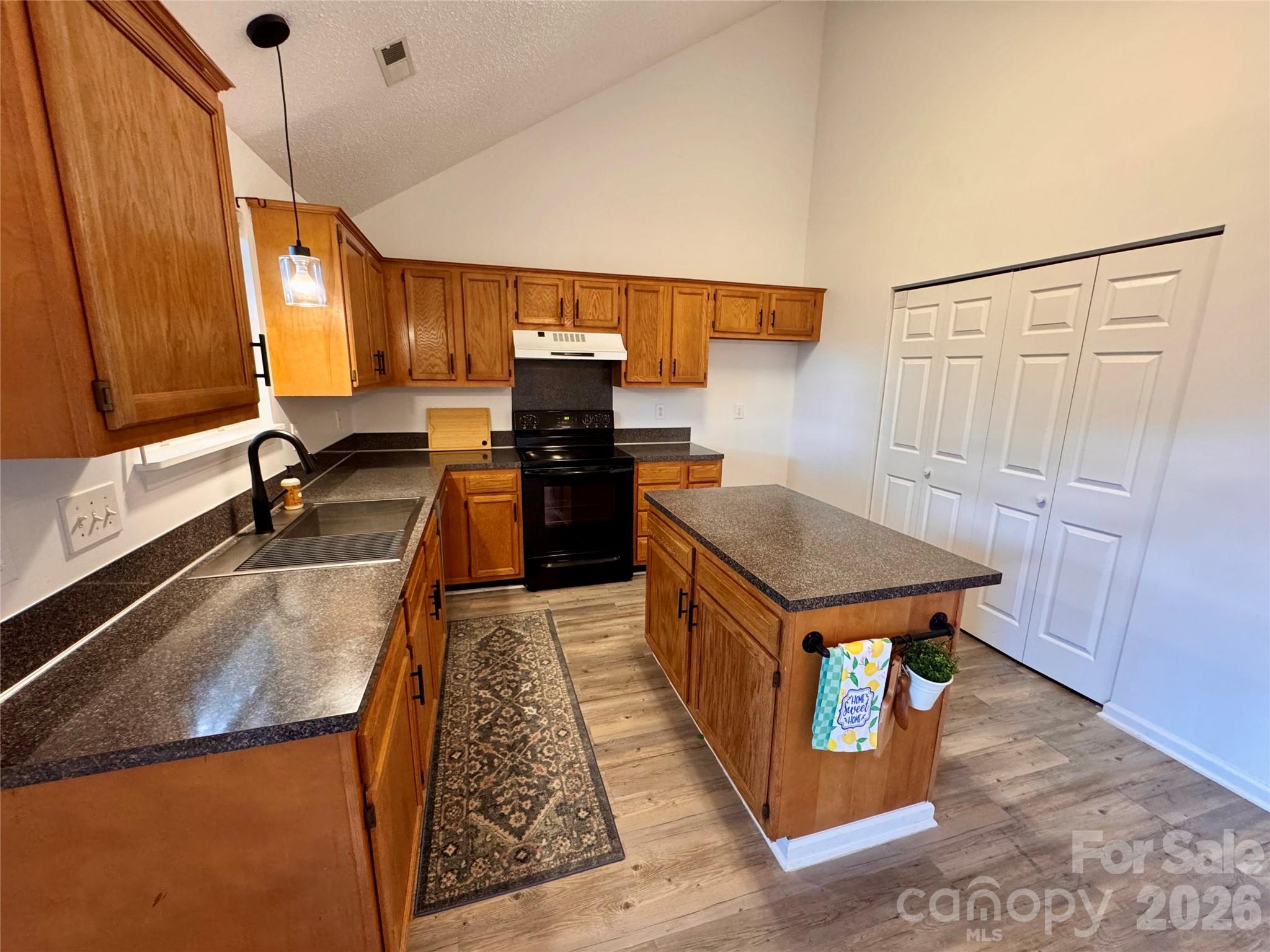 3373 Prescott Place NW — Concord
