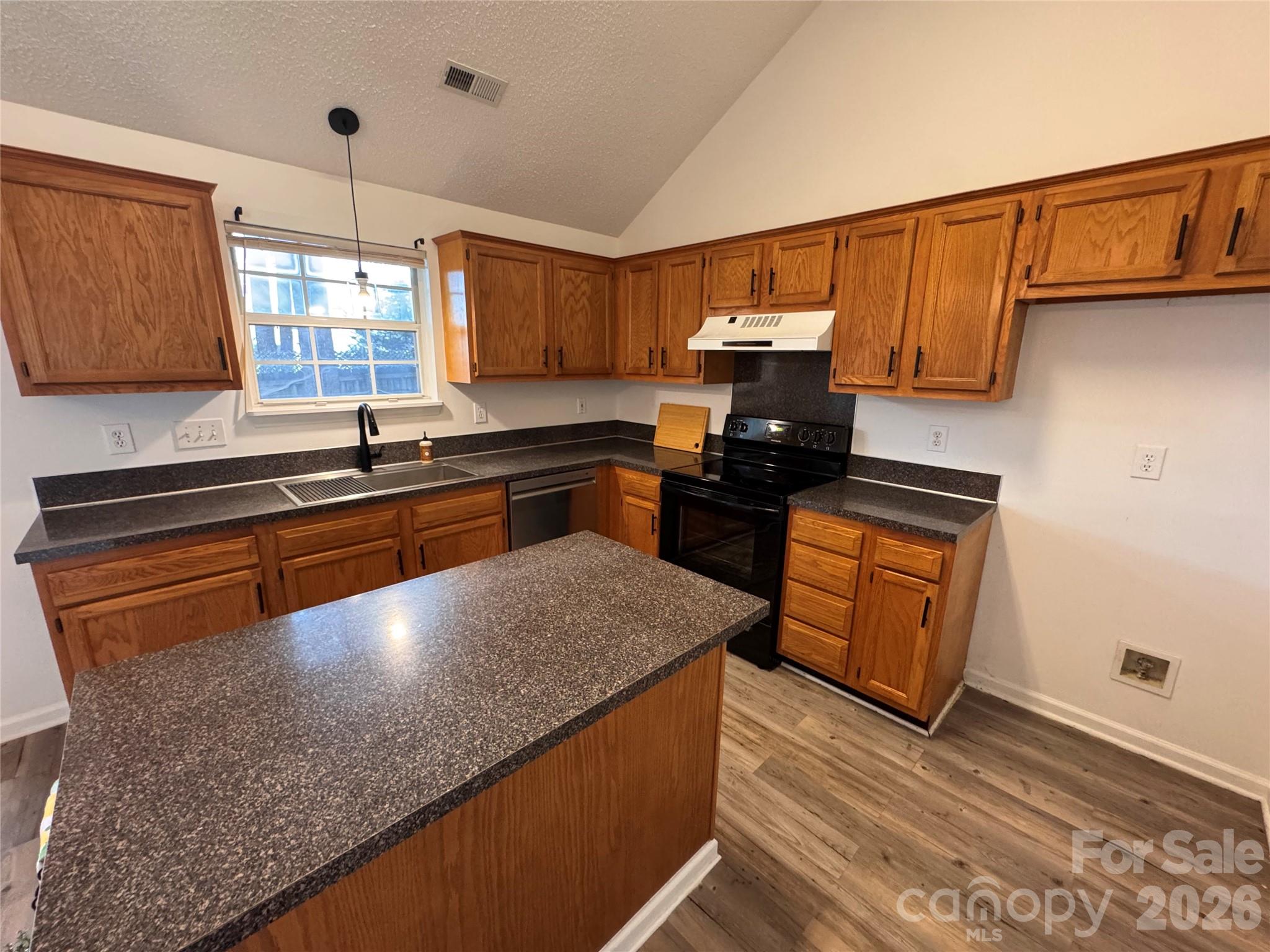 3373 Prescott Place NW — Concord