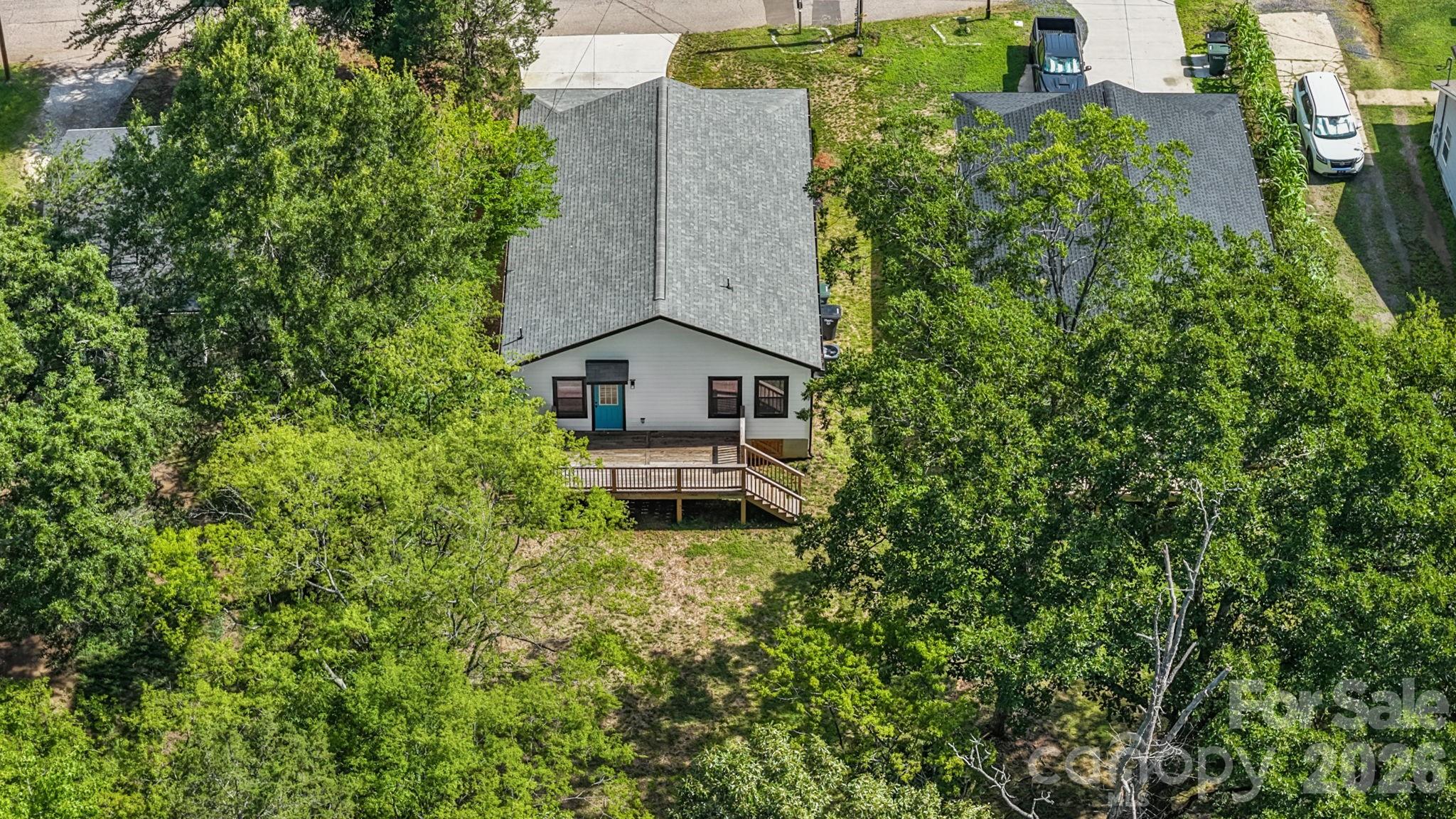 253 Hall Avenue NW — Concord