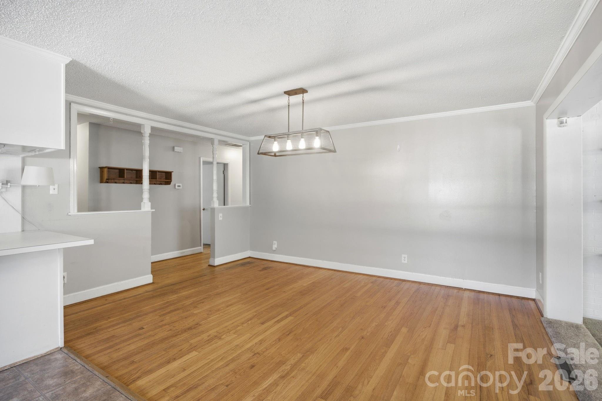 1401 Grovewood Drive — Charlotte