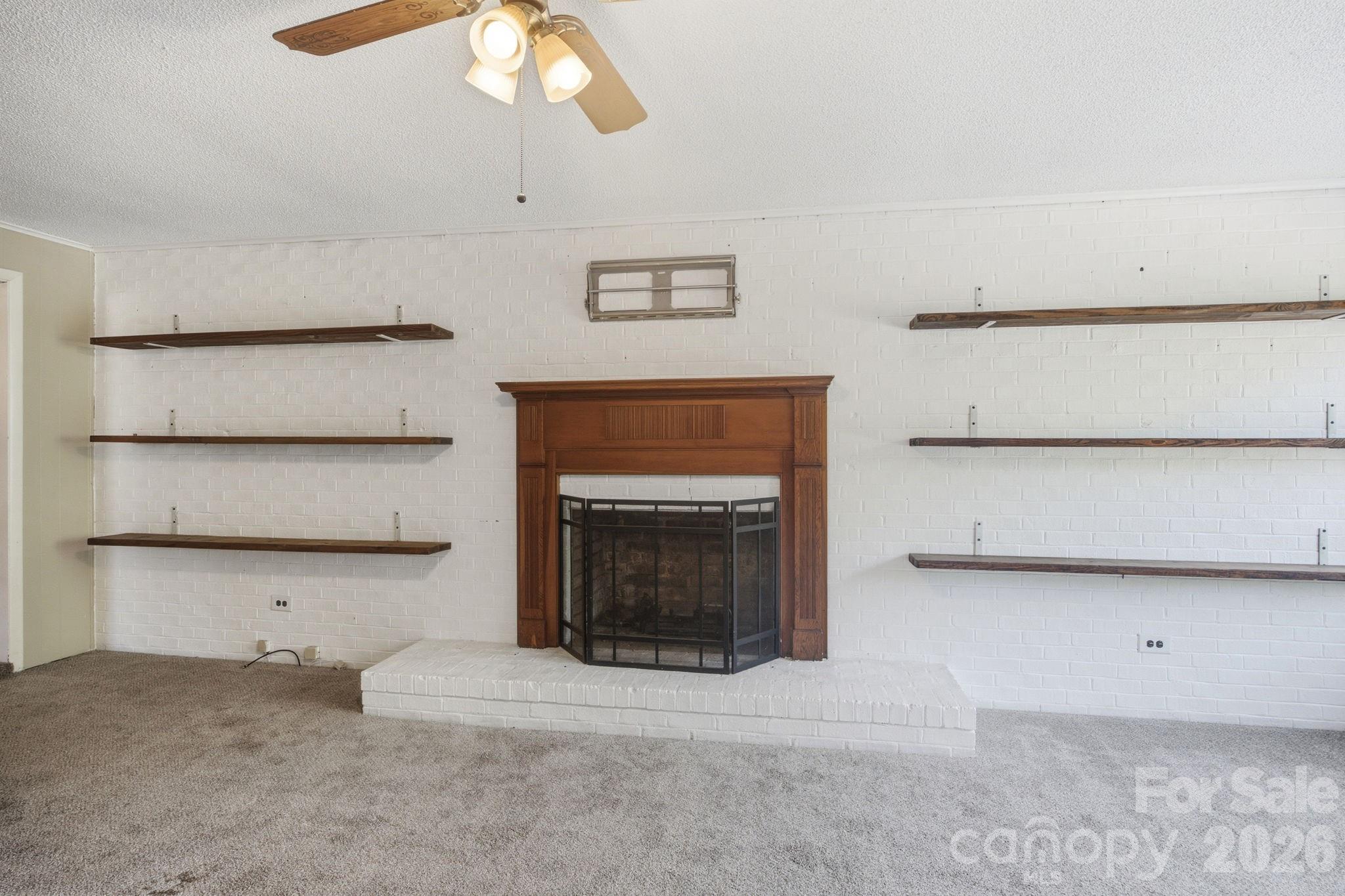 1401 Grovewood Drive — Charlotte