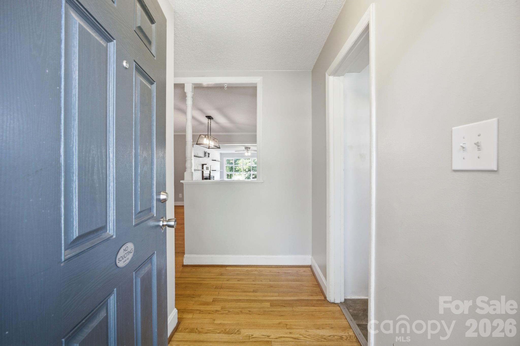 1401 Grovewood Drive — Charlotte