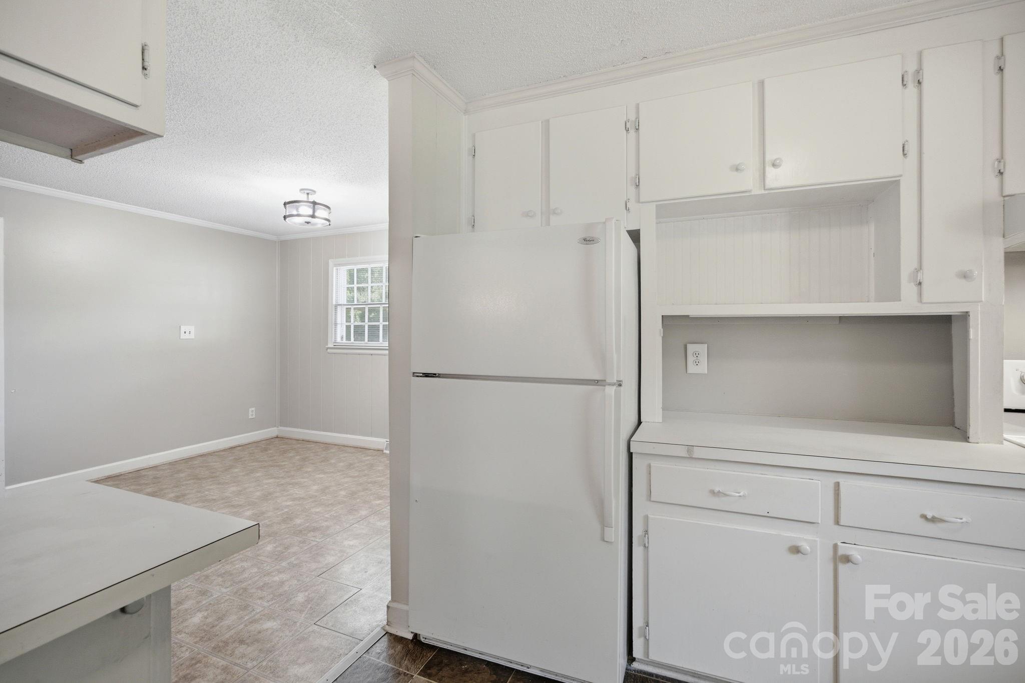 1401 Grovewood Drive — Charlotte