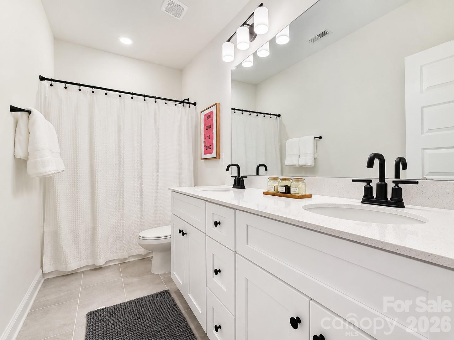 1224 N Sharon Amity Road — Charlotte