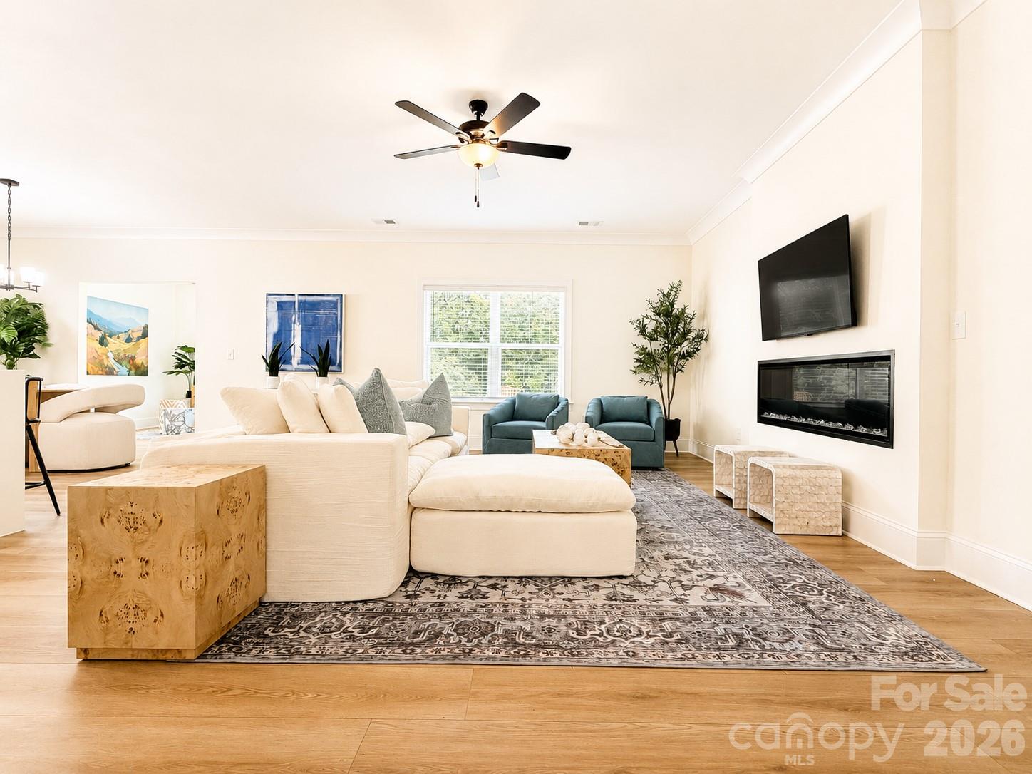 1224 N Sharon Amity Road — Charlotte