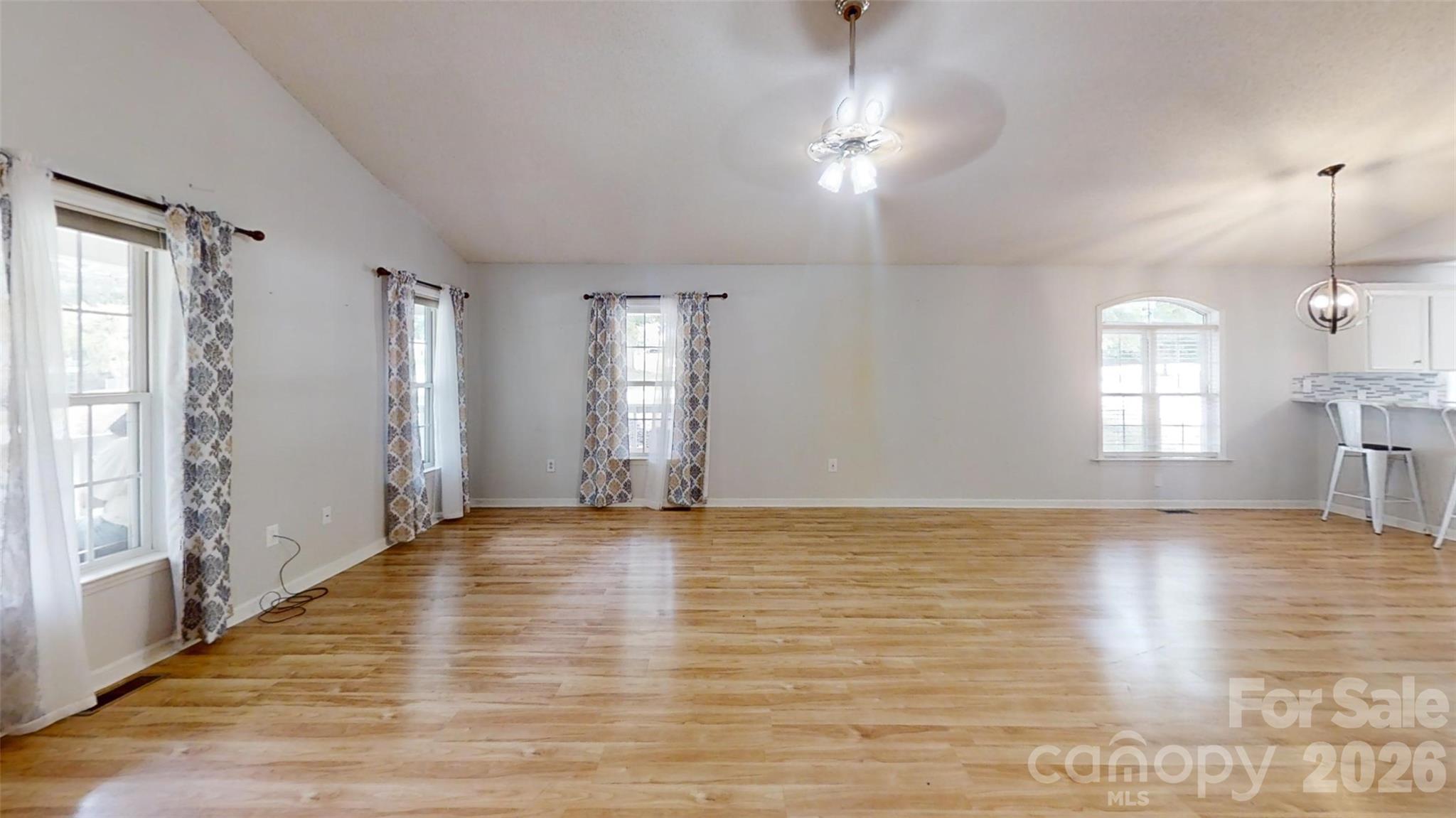 49 Laurel Street — Granite Falls