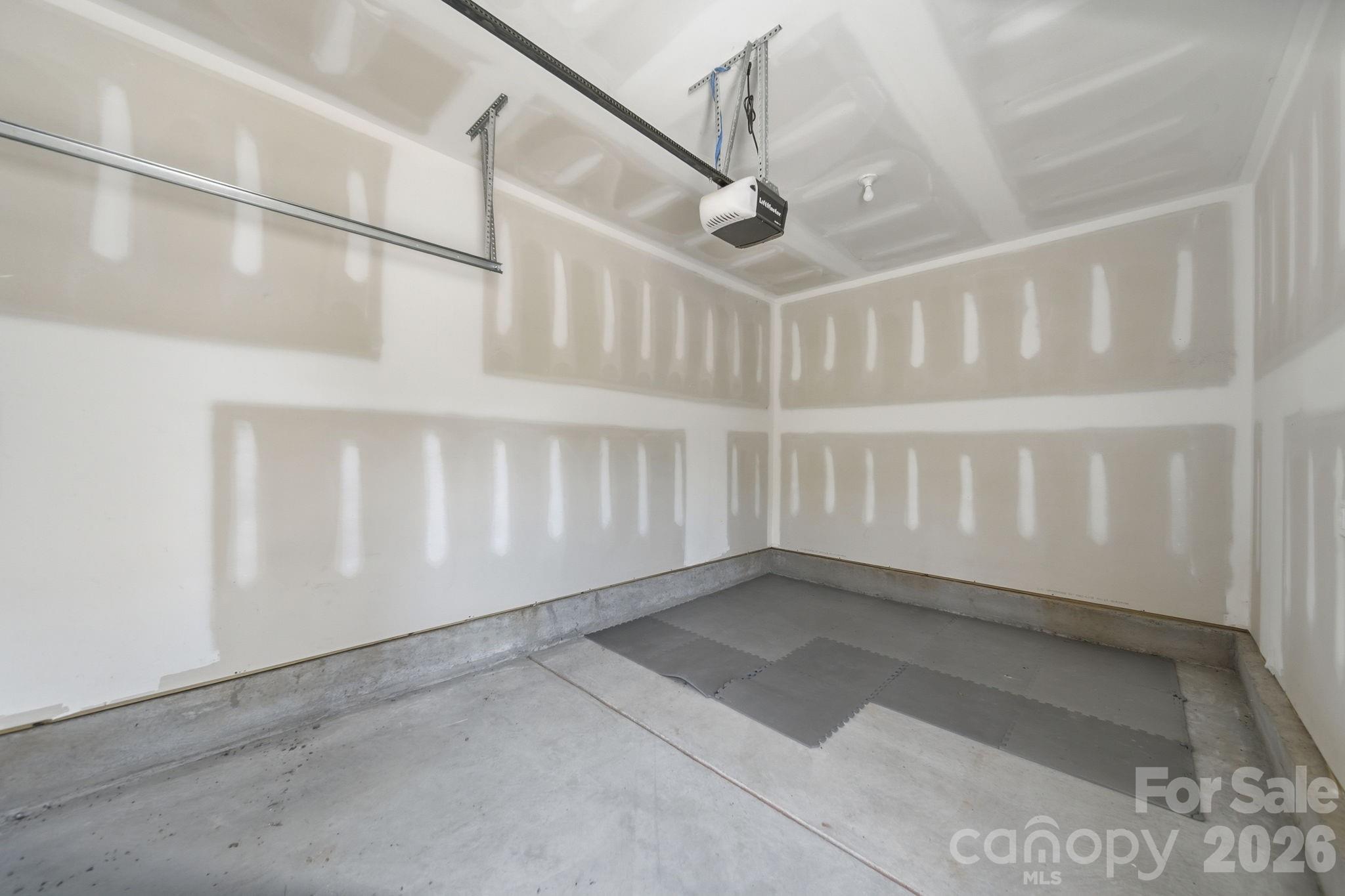 1125 Township Parkway — Belmont