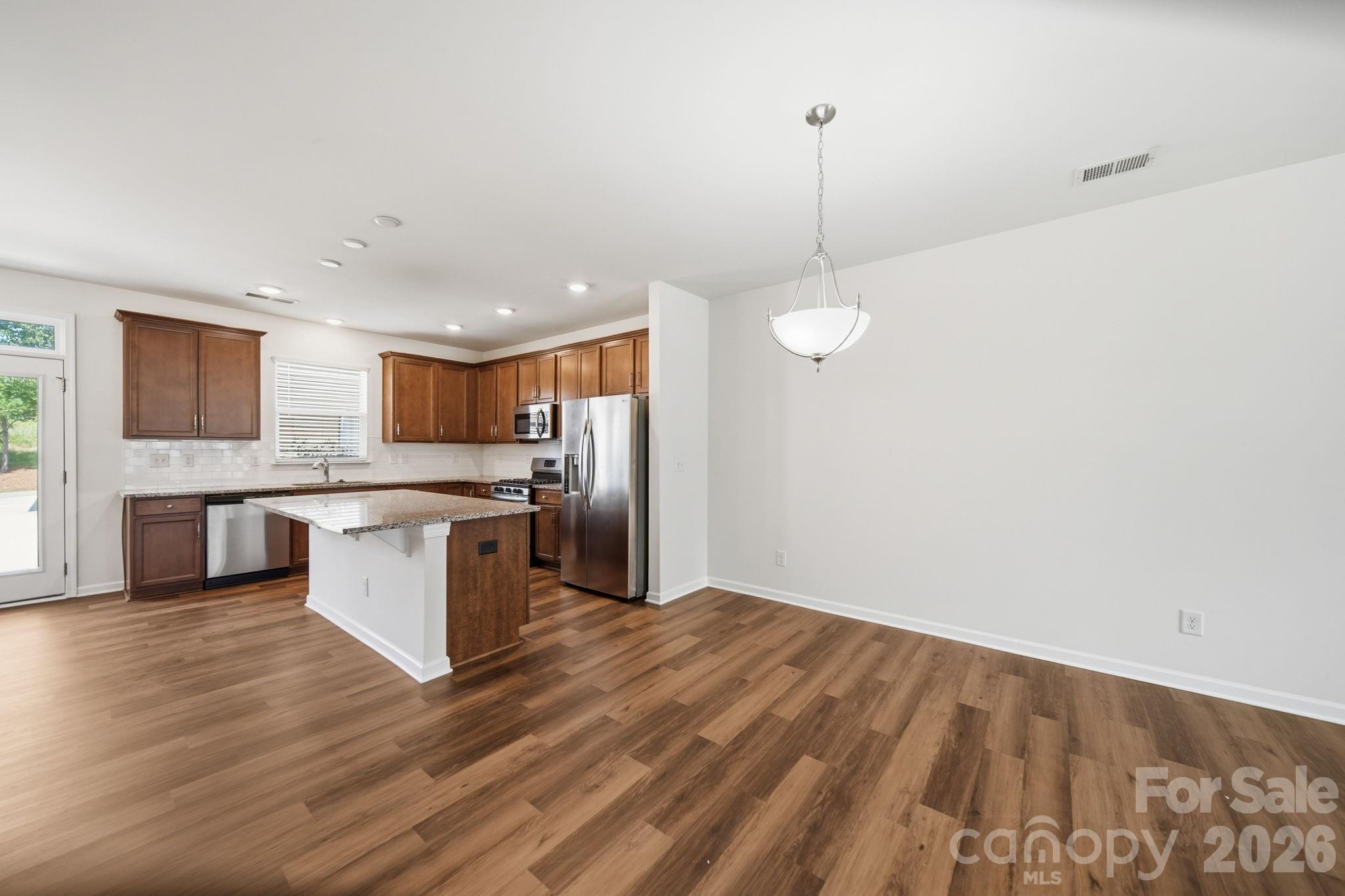 1125 Township Parkway — Belmont