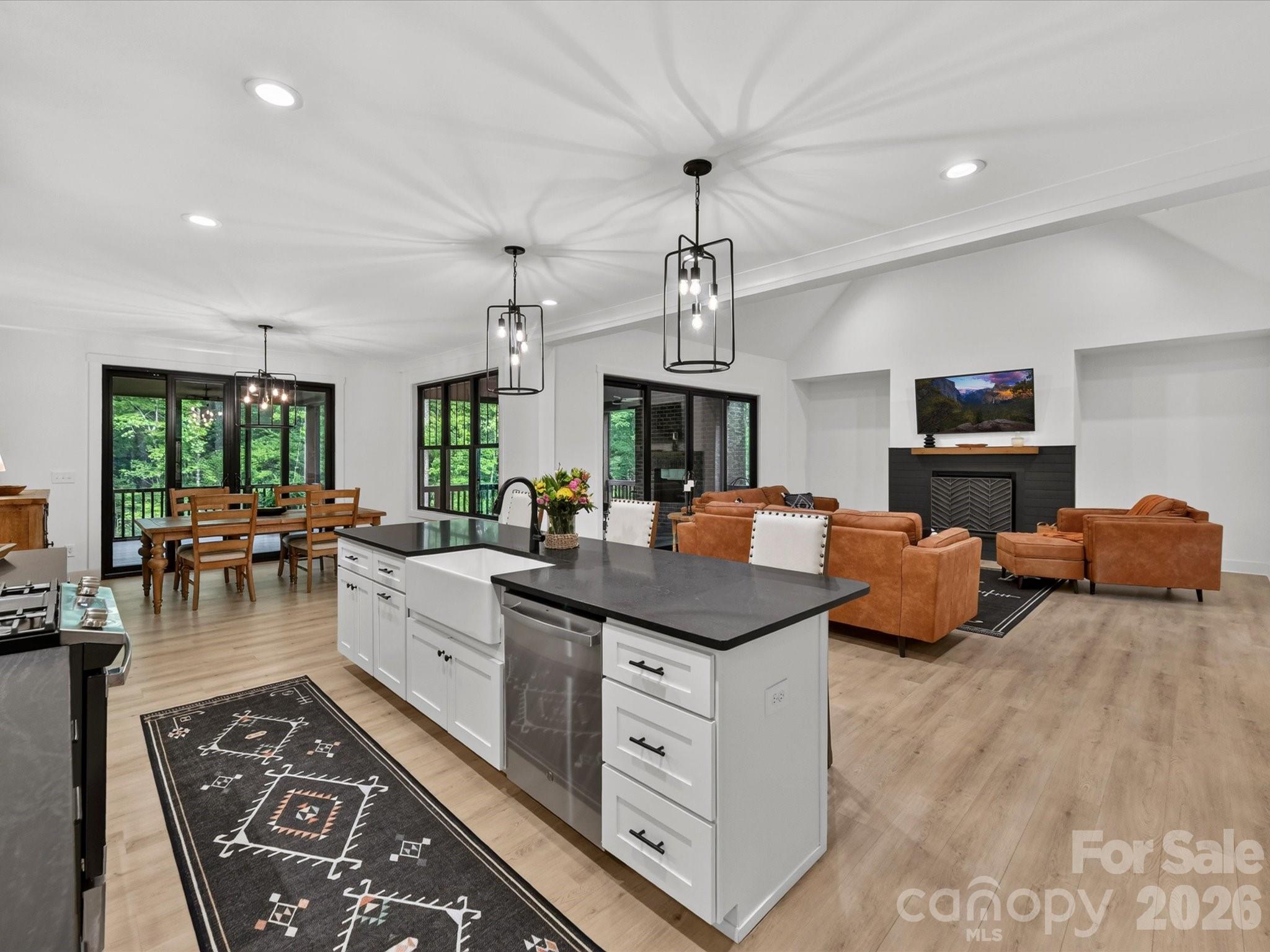 1215 Pine Forest Drive — Lancaster