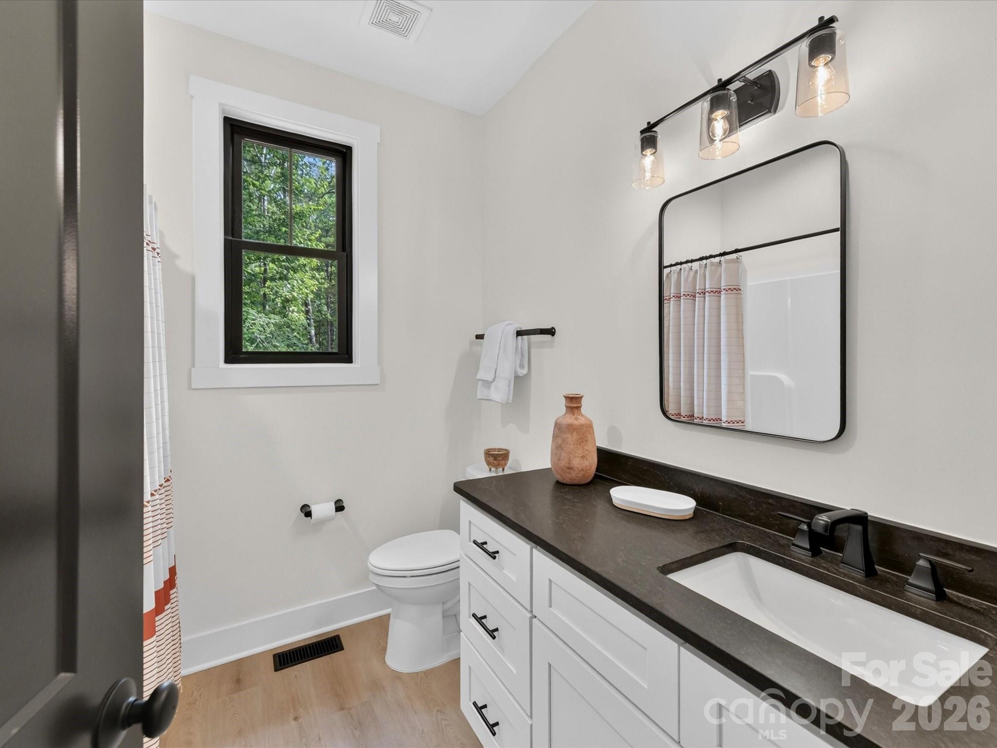 1215 Pine Forest Drive — Lancaster