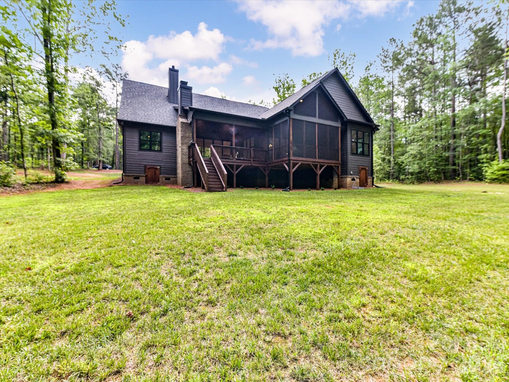 1215 Pine Forest Drive — Lancaster