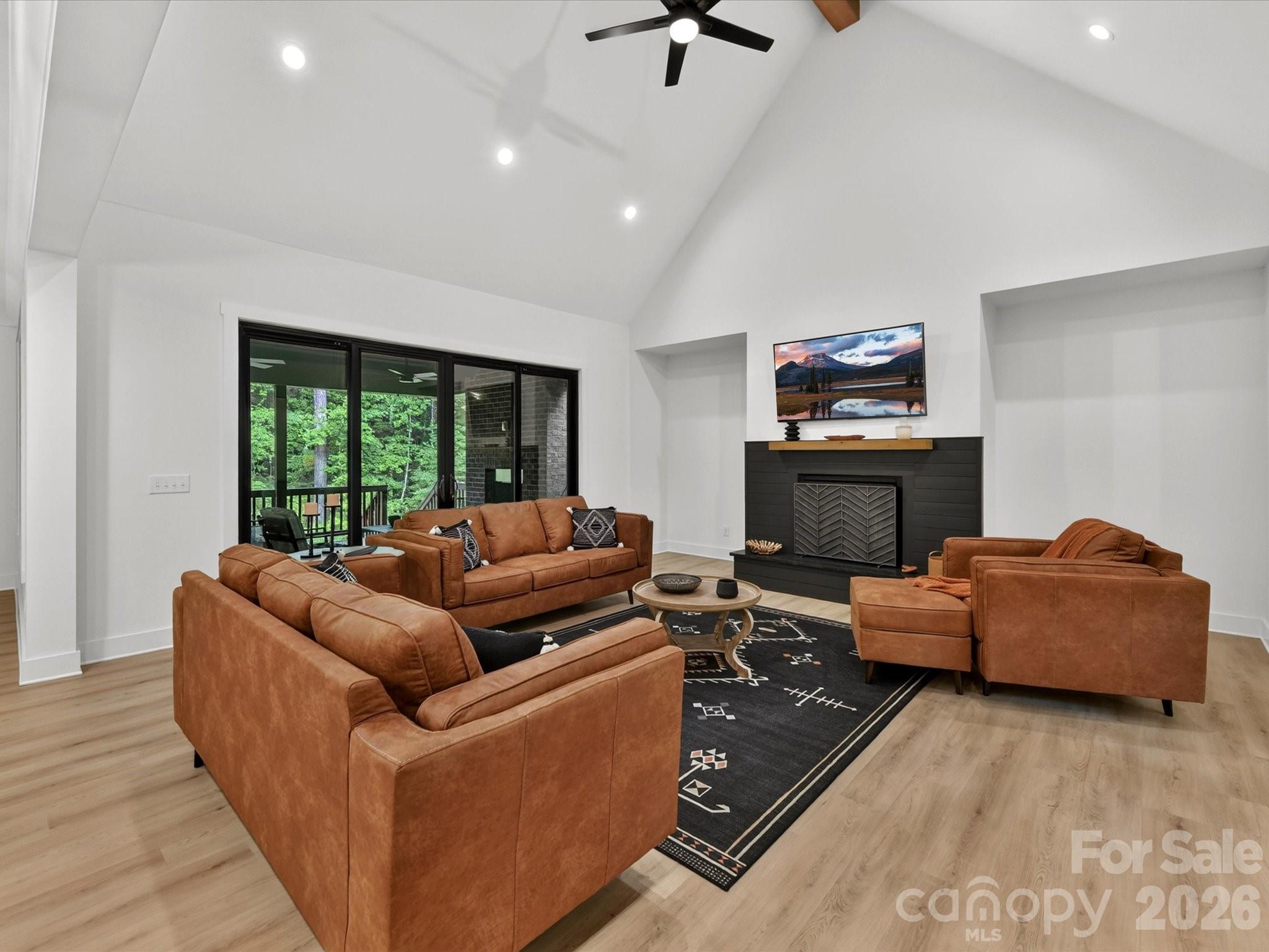 1215 Pine Forest Drive — Lancaster