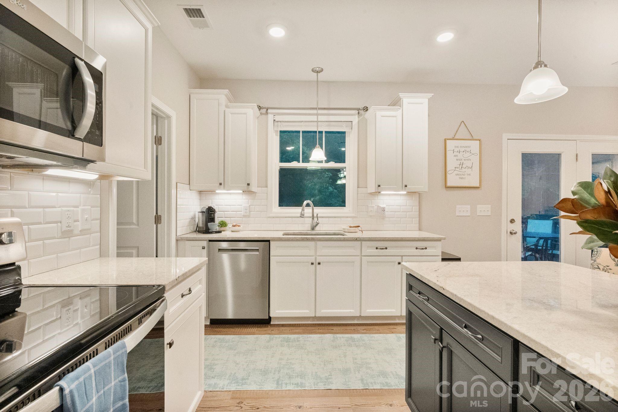 1601 Charlotte Highway — York