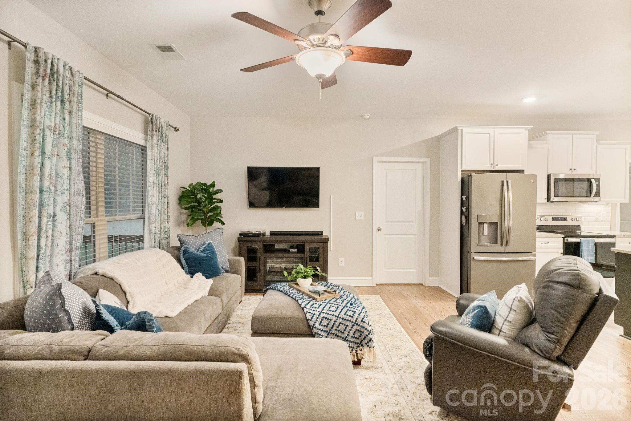 1601 Charlotte Highway — York