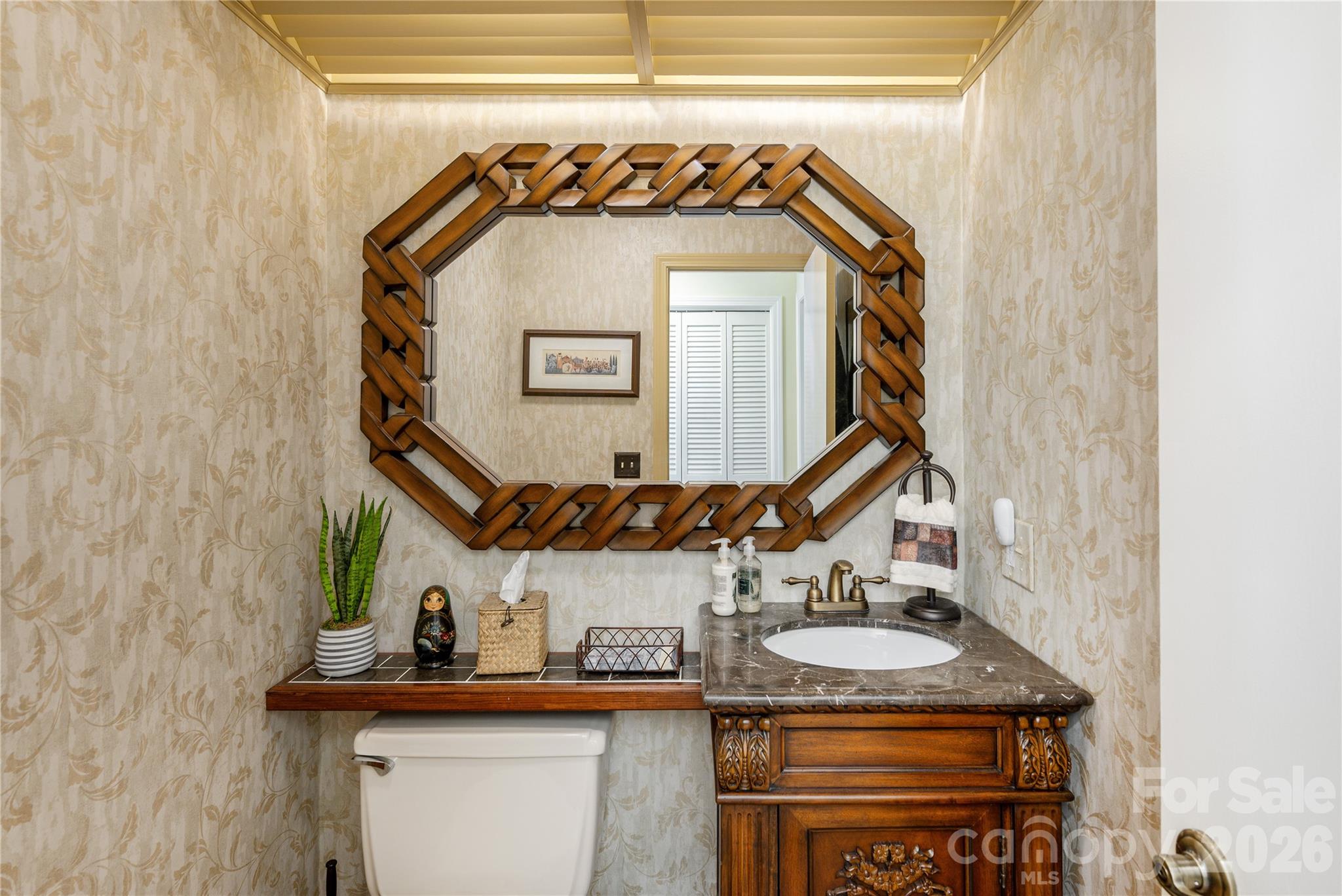 159 Country Ridge Road — Hendersonville