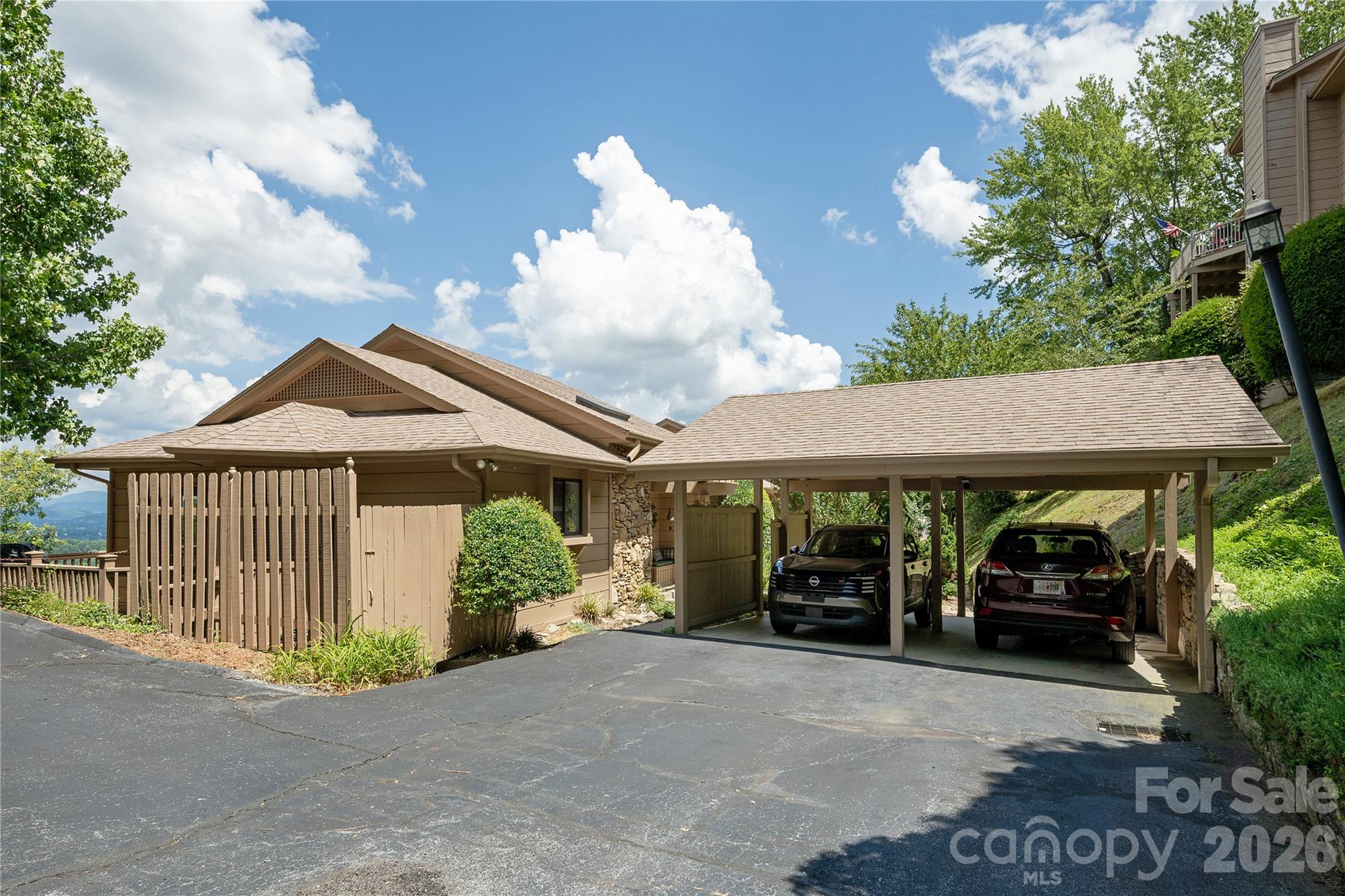 159 Country Ridge Road — Hendersonville