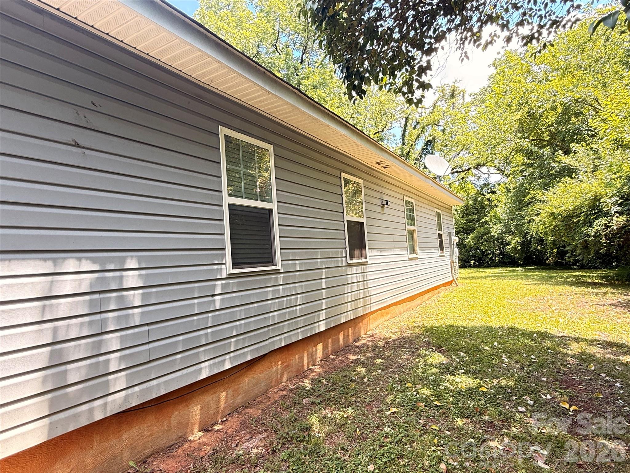 2209 Julia Avenue — Charlotte