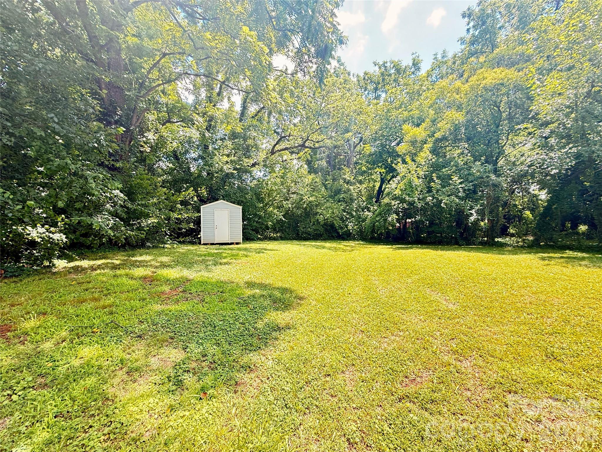 2209 Julia Avenue — Charlotte