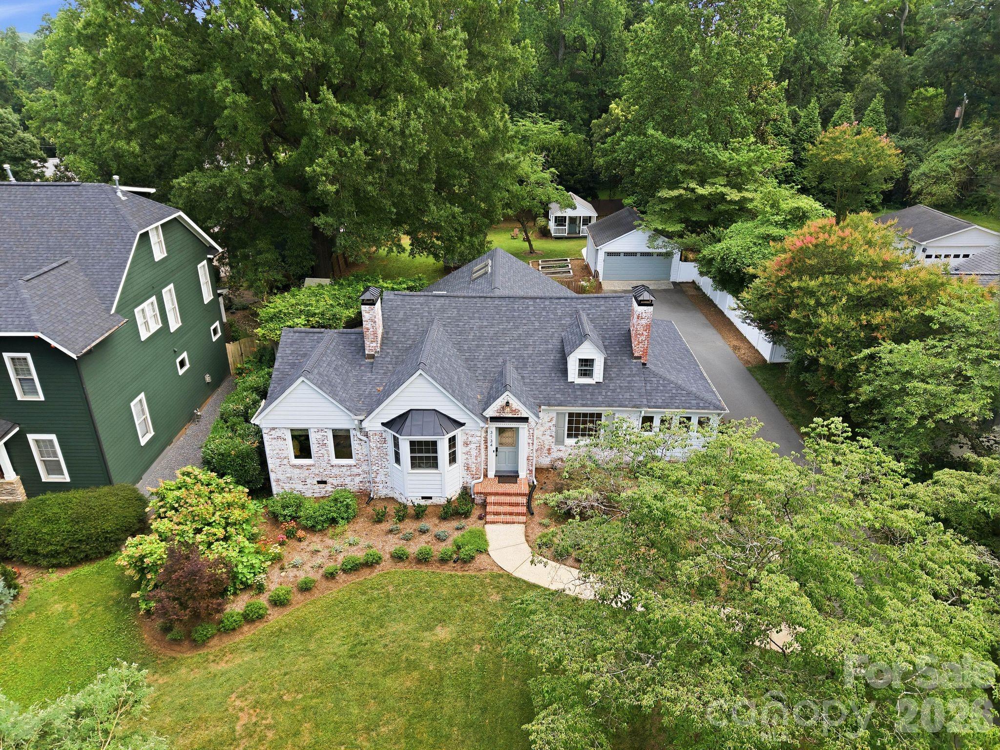 3134 Country Club Drive — Charlotte