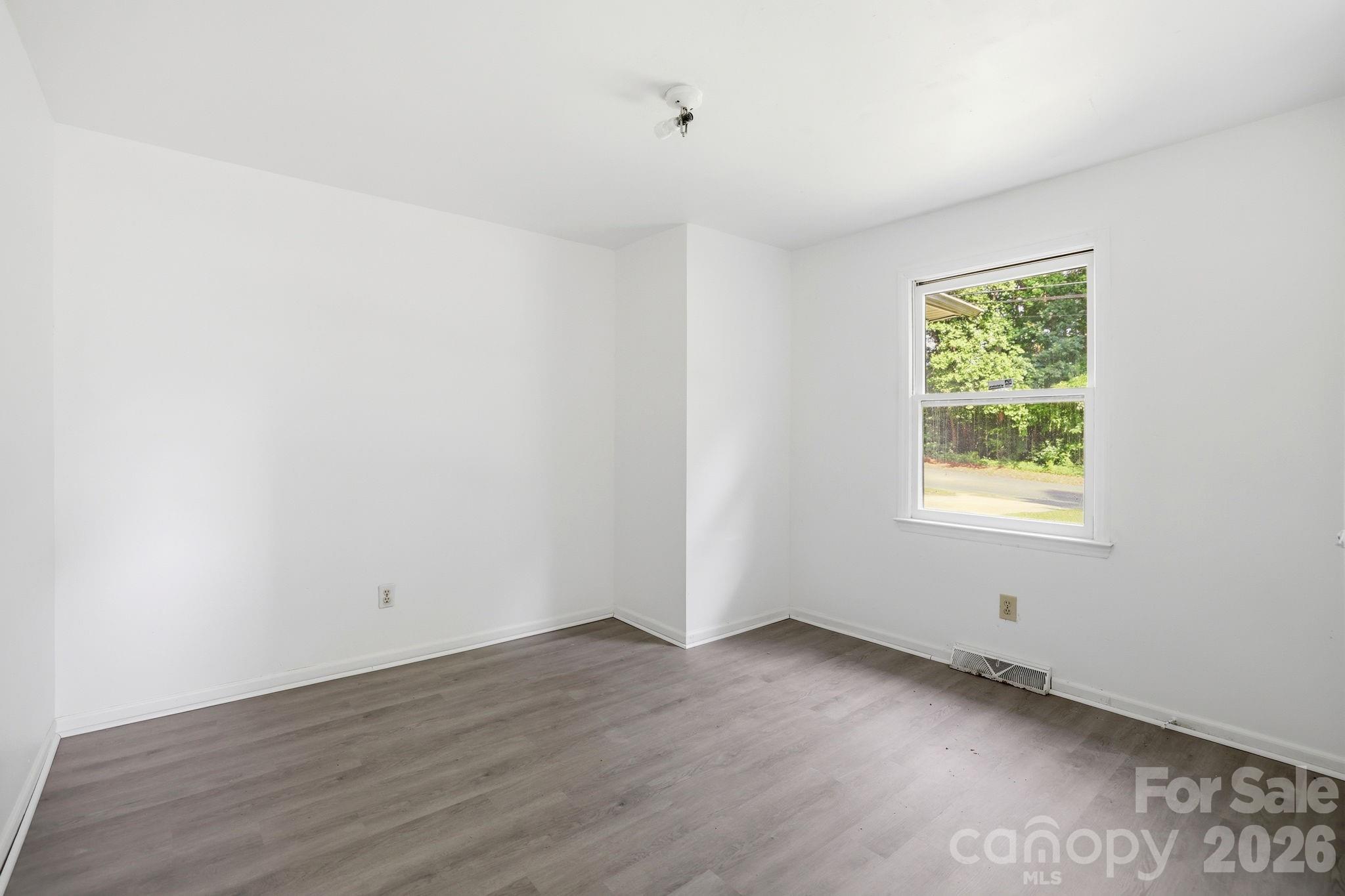 667 Niblick Drive — Gastonia