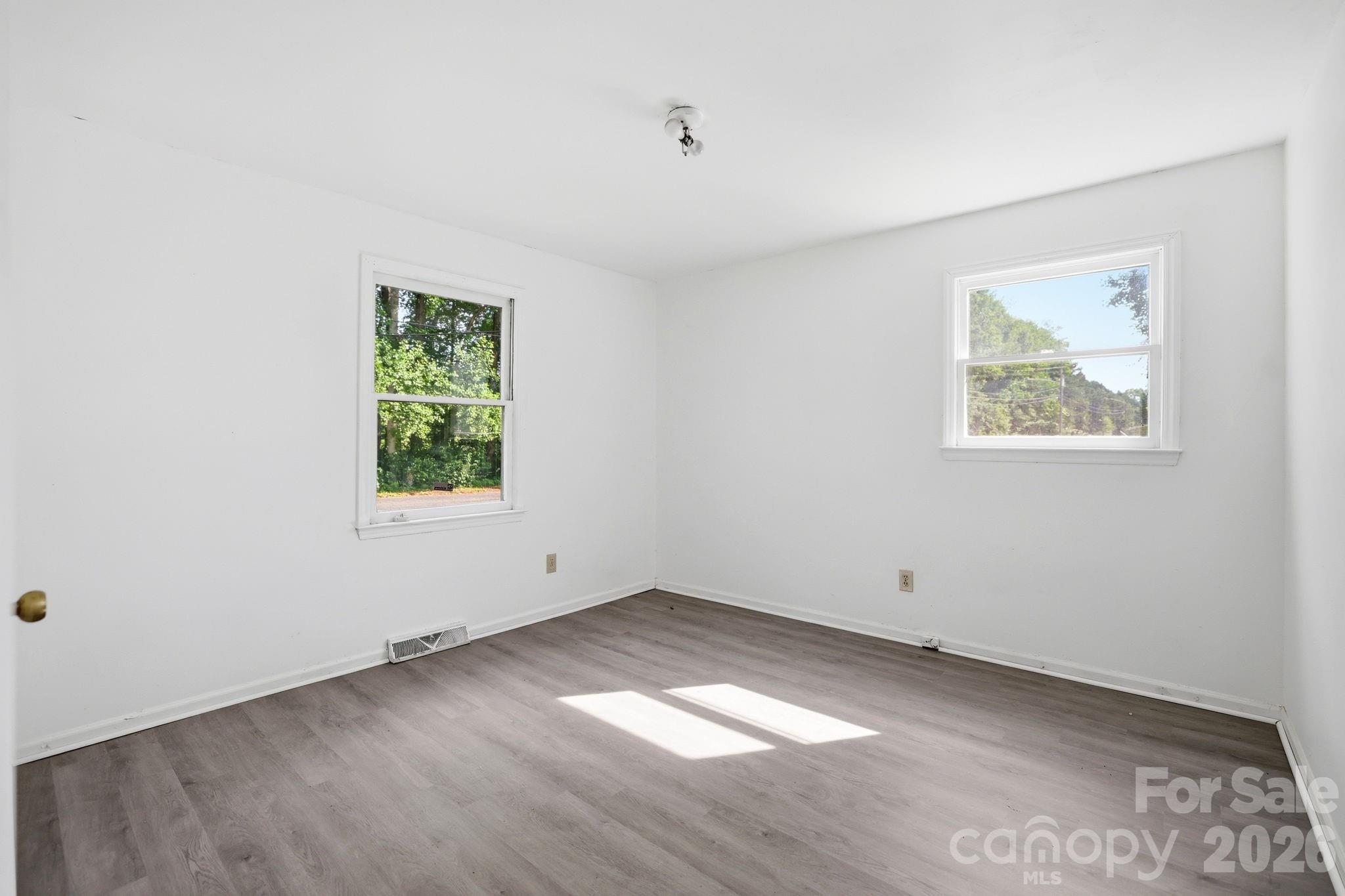 667 Niblick Drive — Gastonia