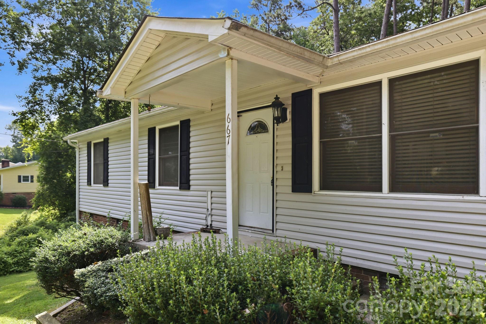 667 Niblick Drive — Gastonia