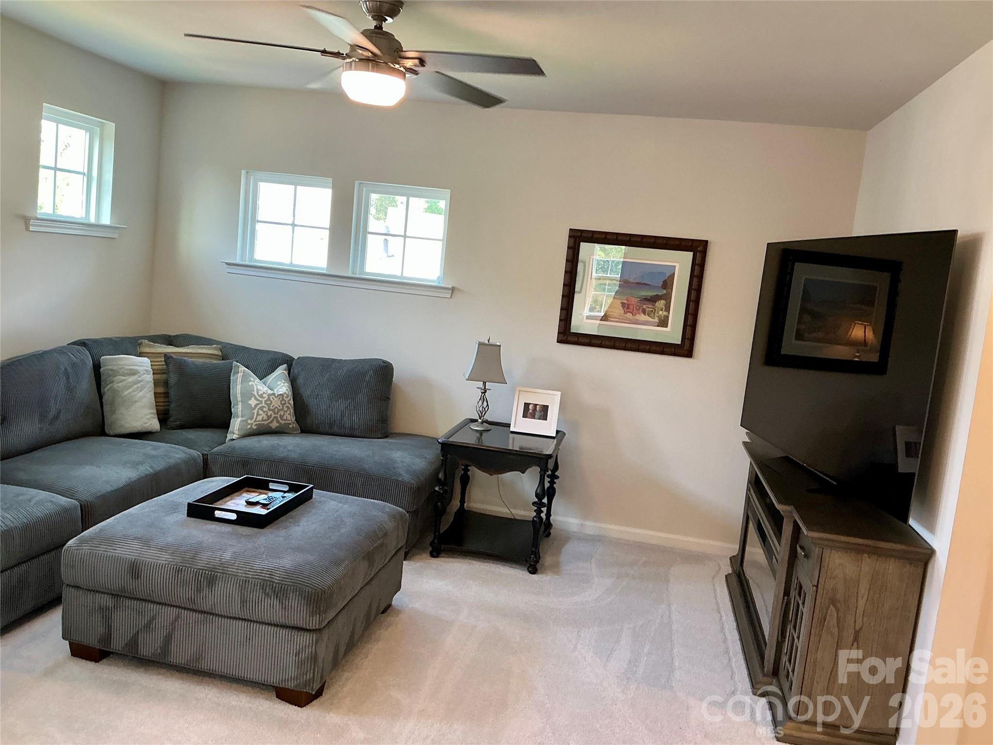 199 Hamptons Cove Road — Troutman